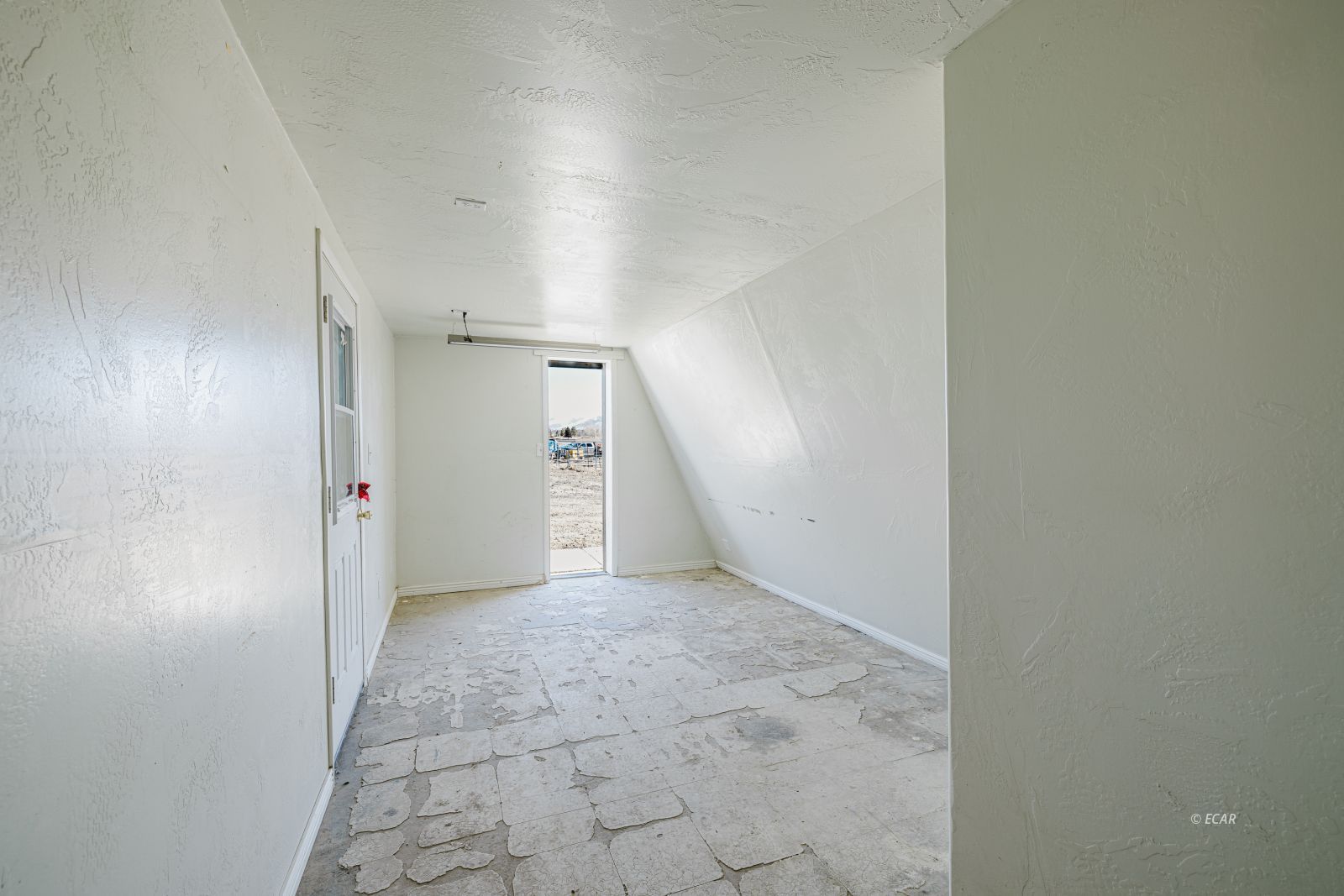 75 Licht Parkway Property Photo 10