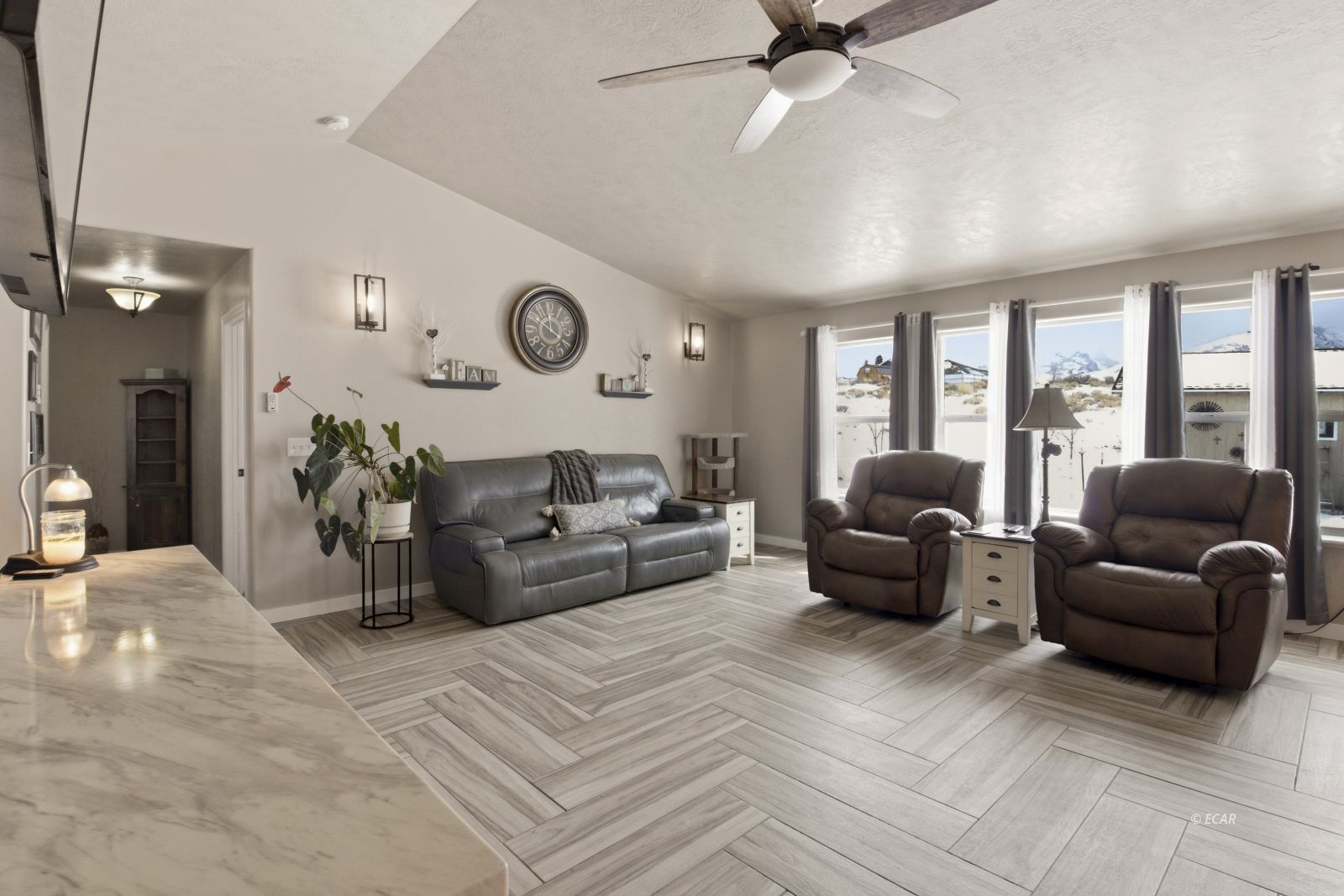 836 Silver Oak Drive Property Photo 8