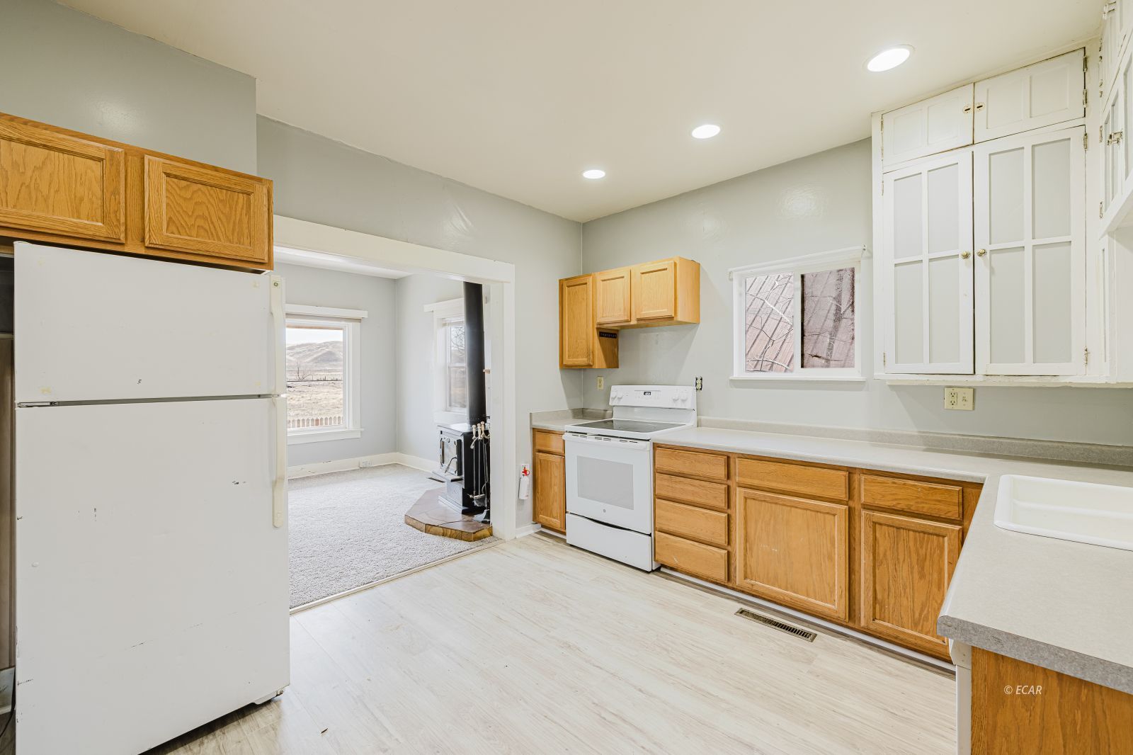 620 Oak Street Property Photo 8