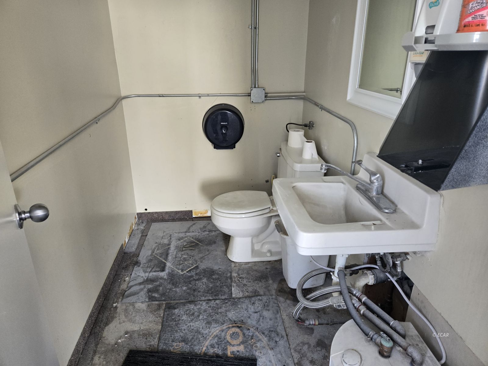 2198 Industrial Way Property Photo 17