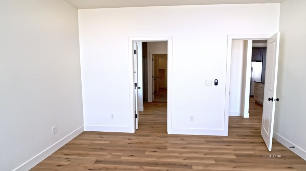 2958 Lecomte Court Property Photo 12