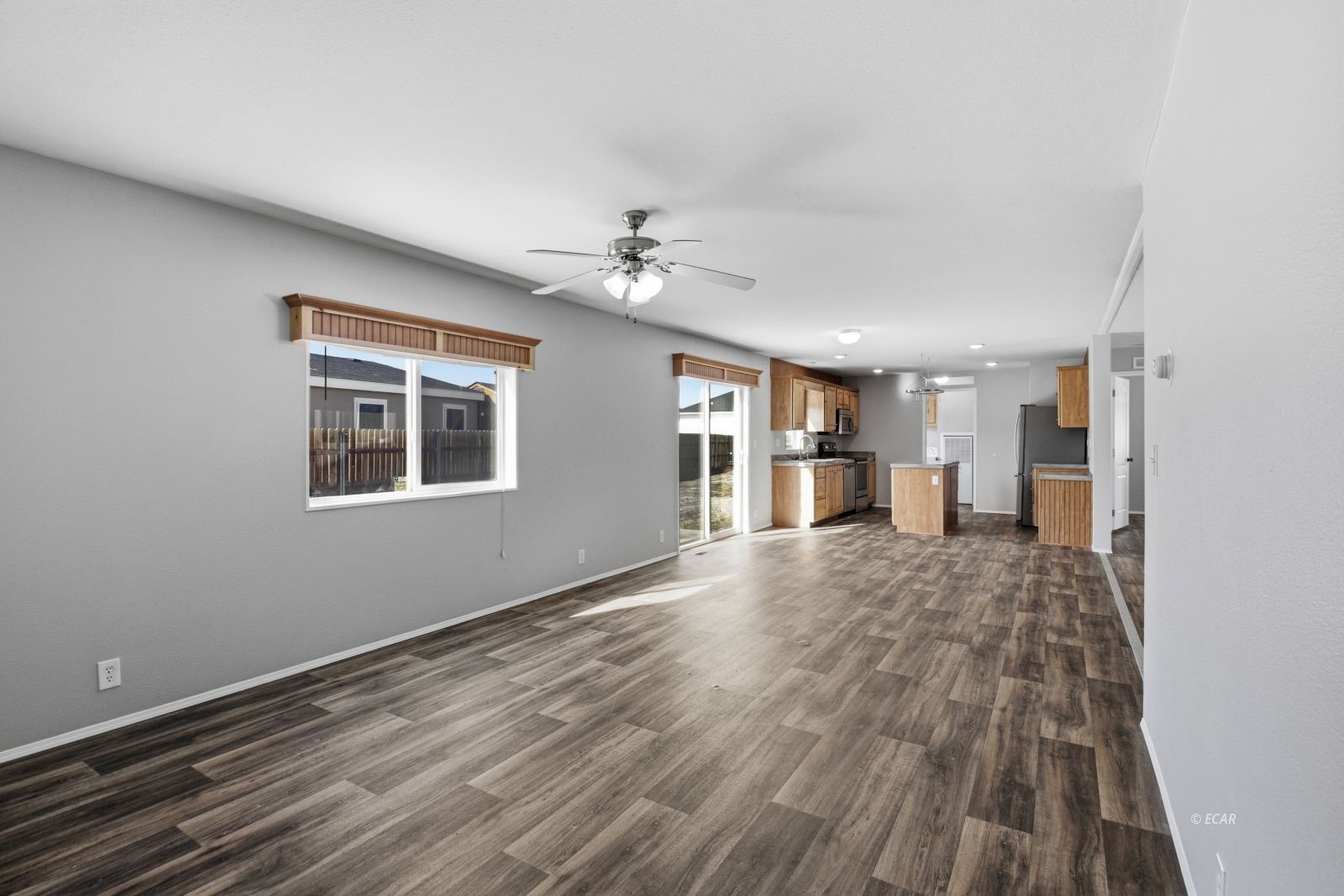2214 Larkspur Street Property Photo 8