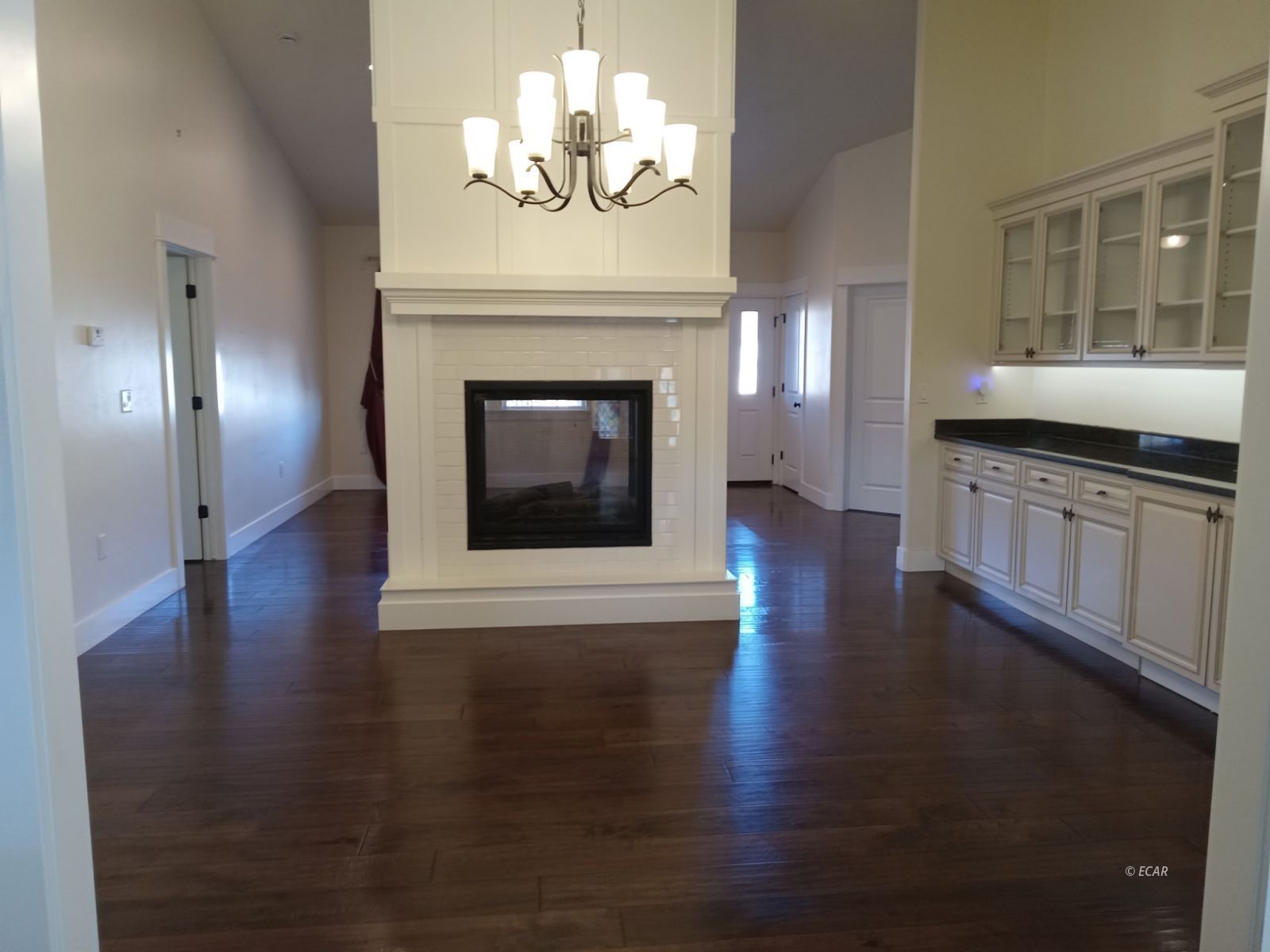 2405 Mittry Avenue Property Photo 2