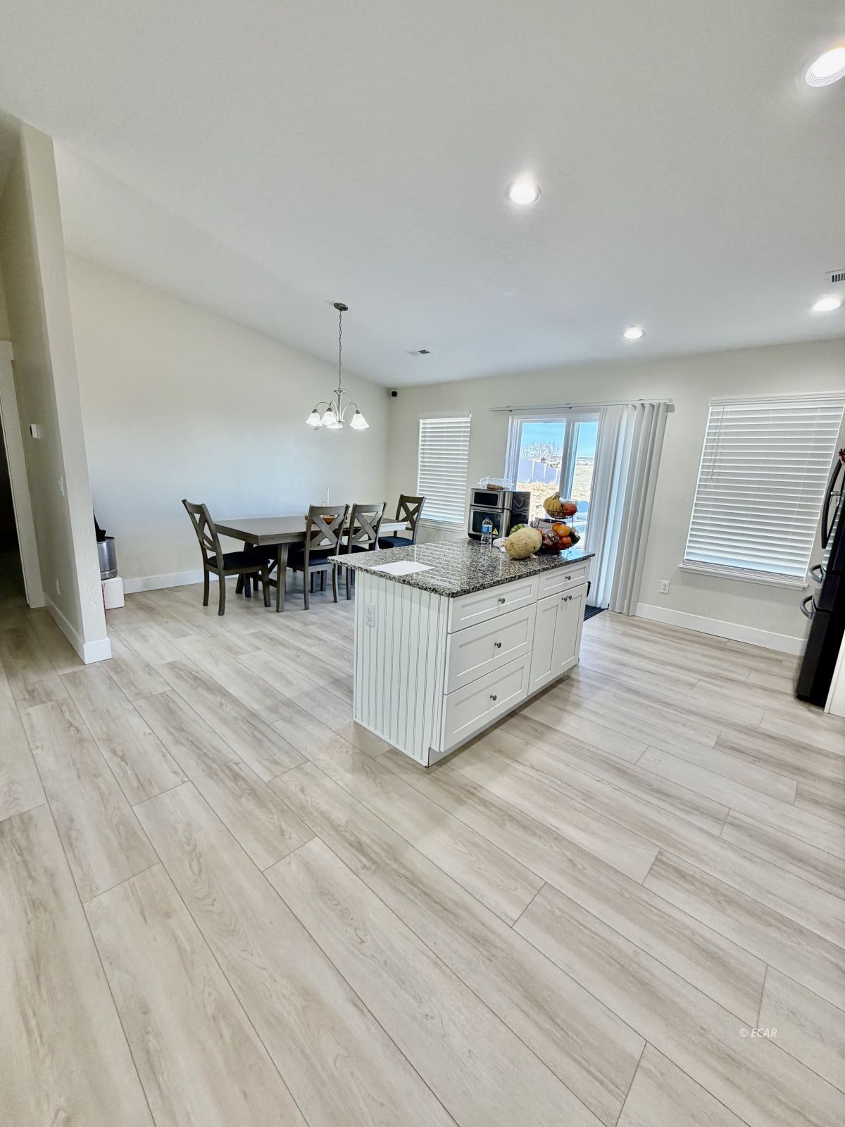 215 Spring Creek Parkway Property Photo 9
