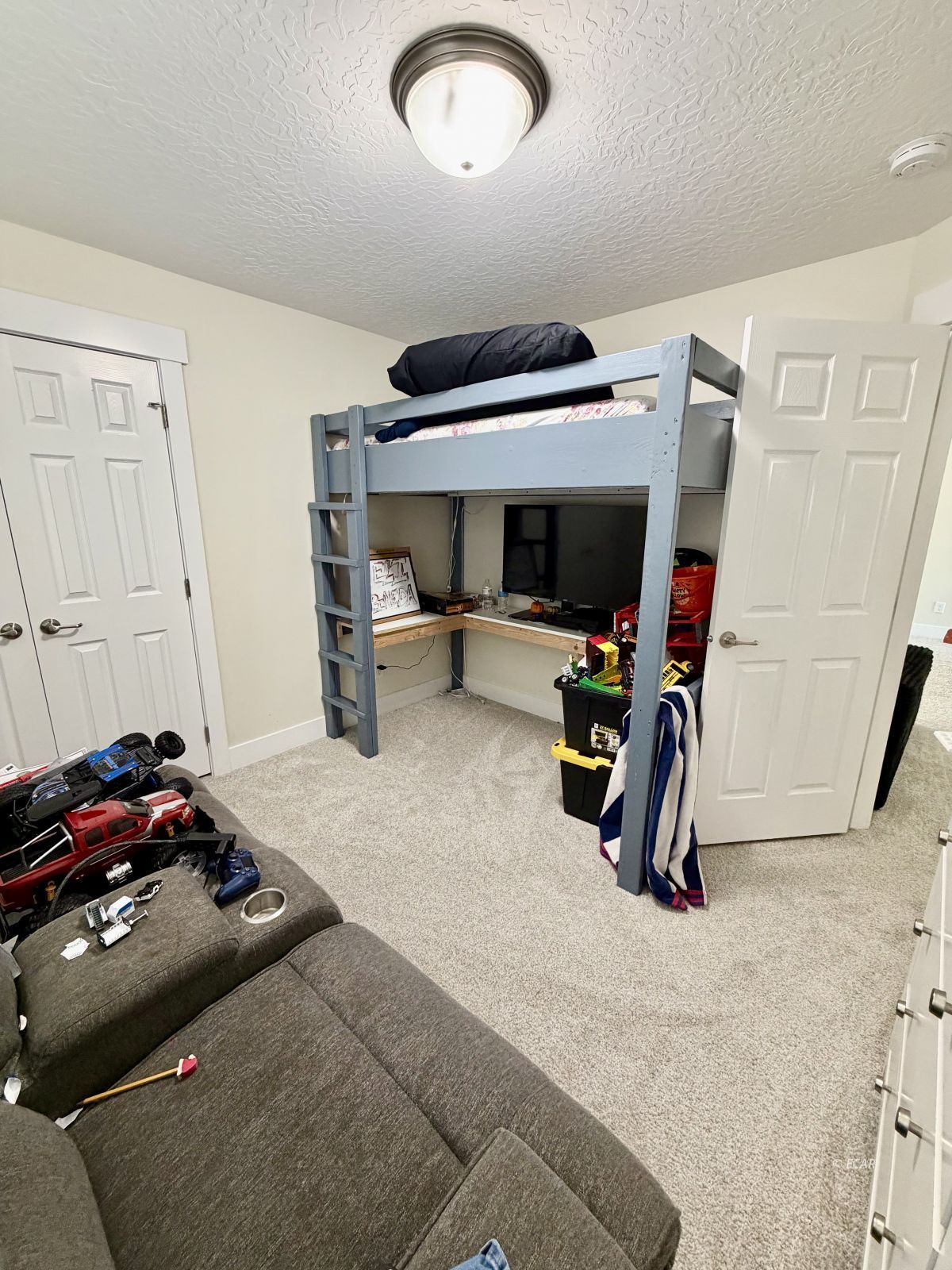 215 Spring Creek Parkway Property Photo 19