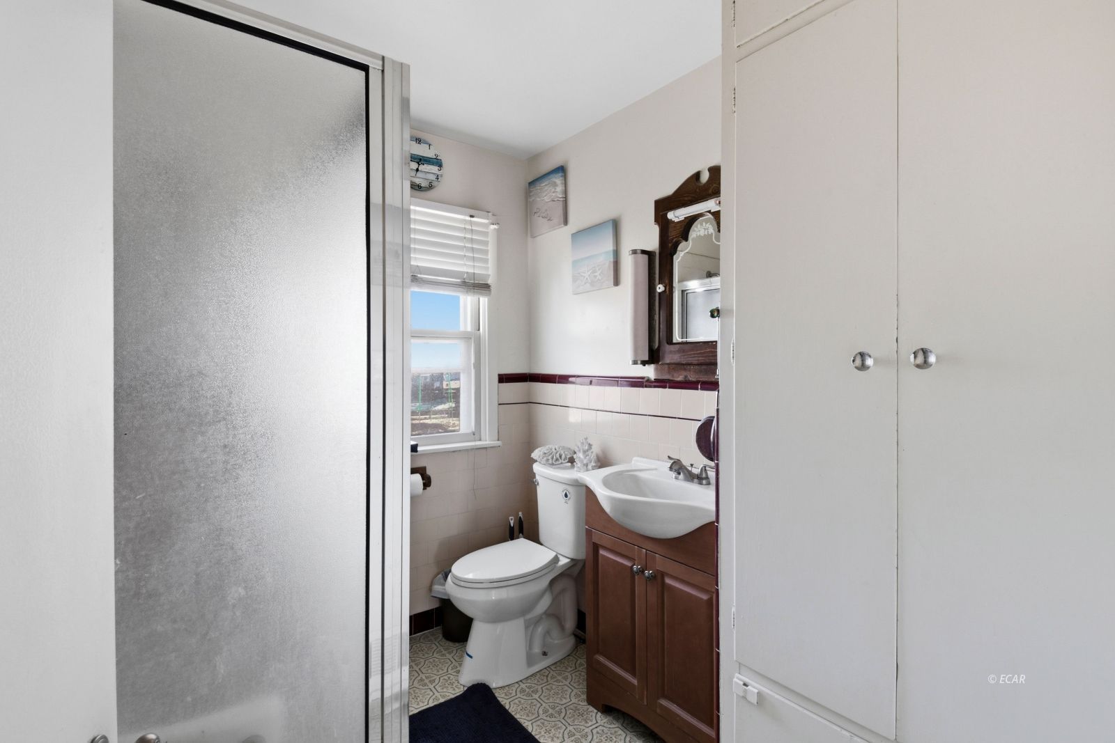 1380 Oak Street Property Photo 12