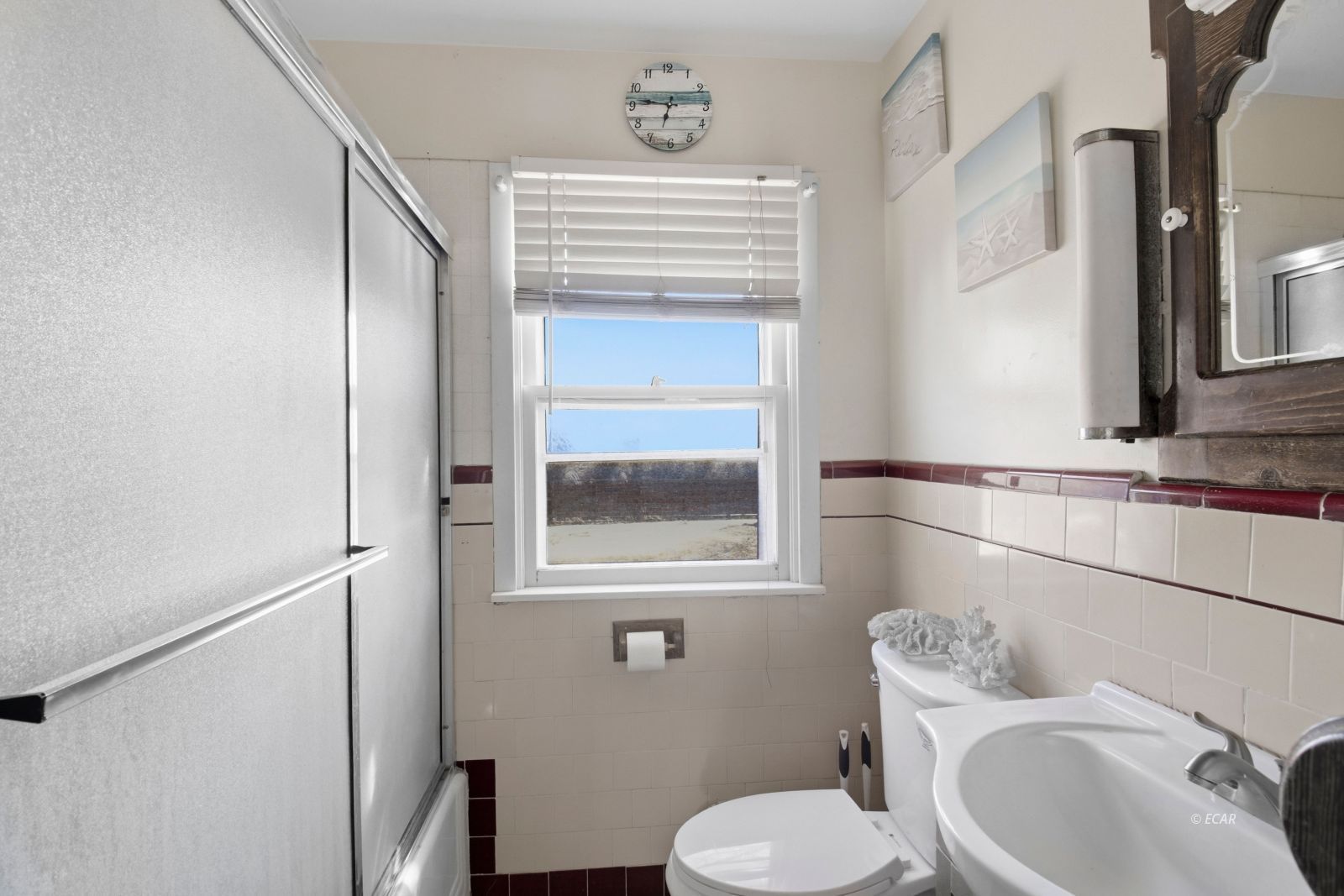 1380 Oak Street Property Photo 13