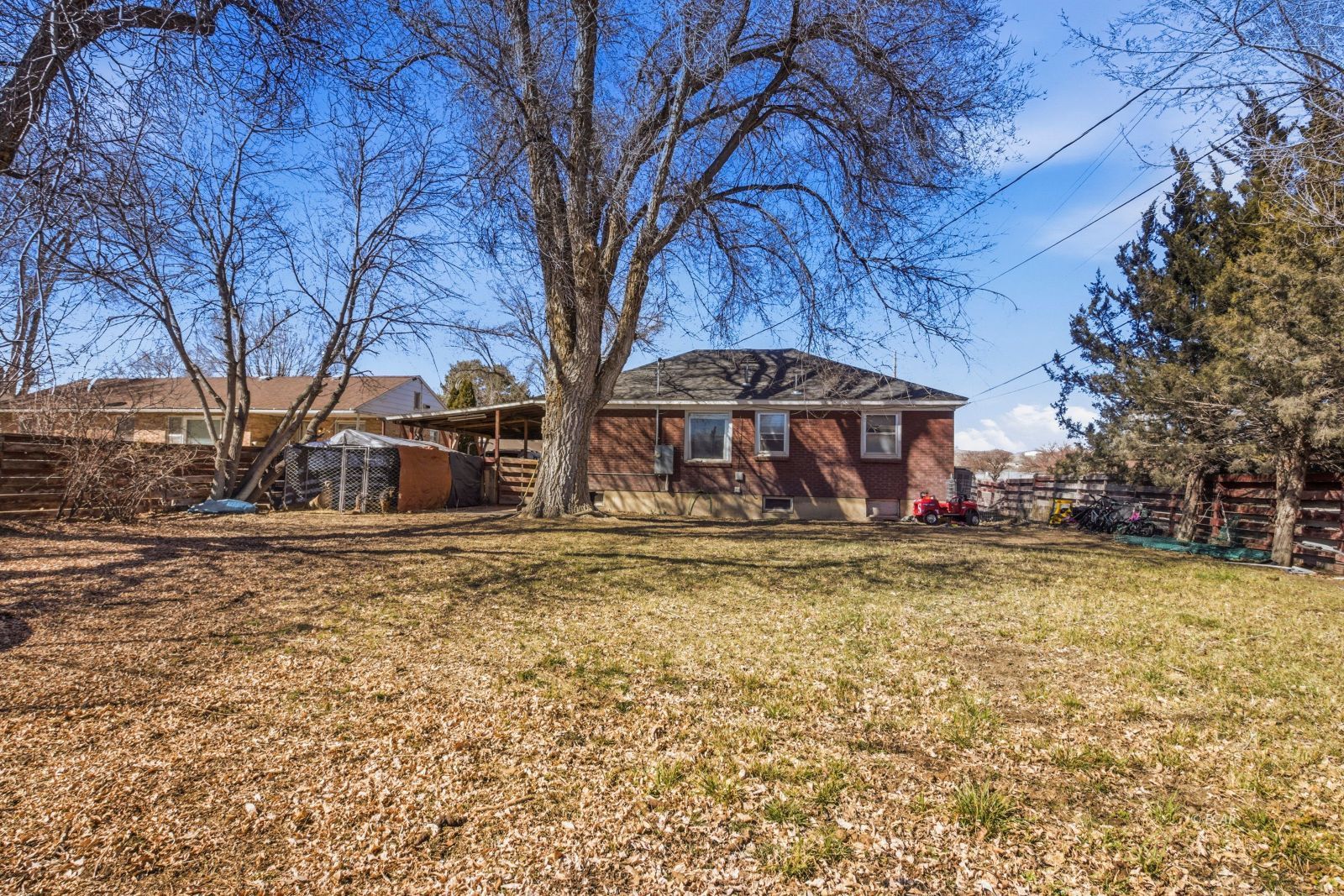 1380 Oak Street Property Photo 19