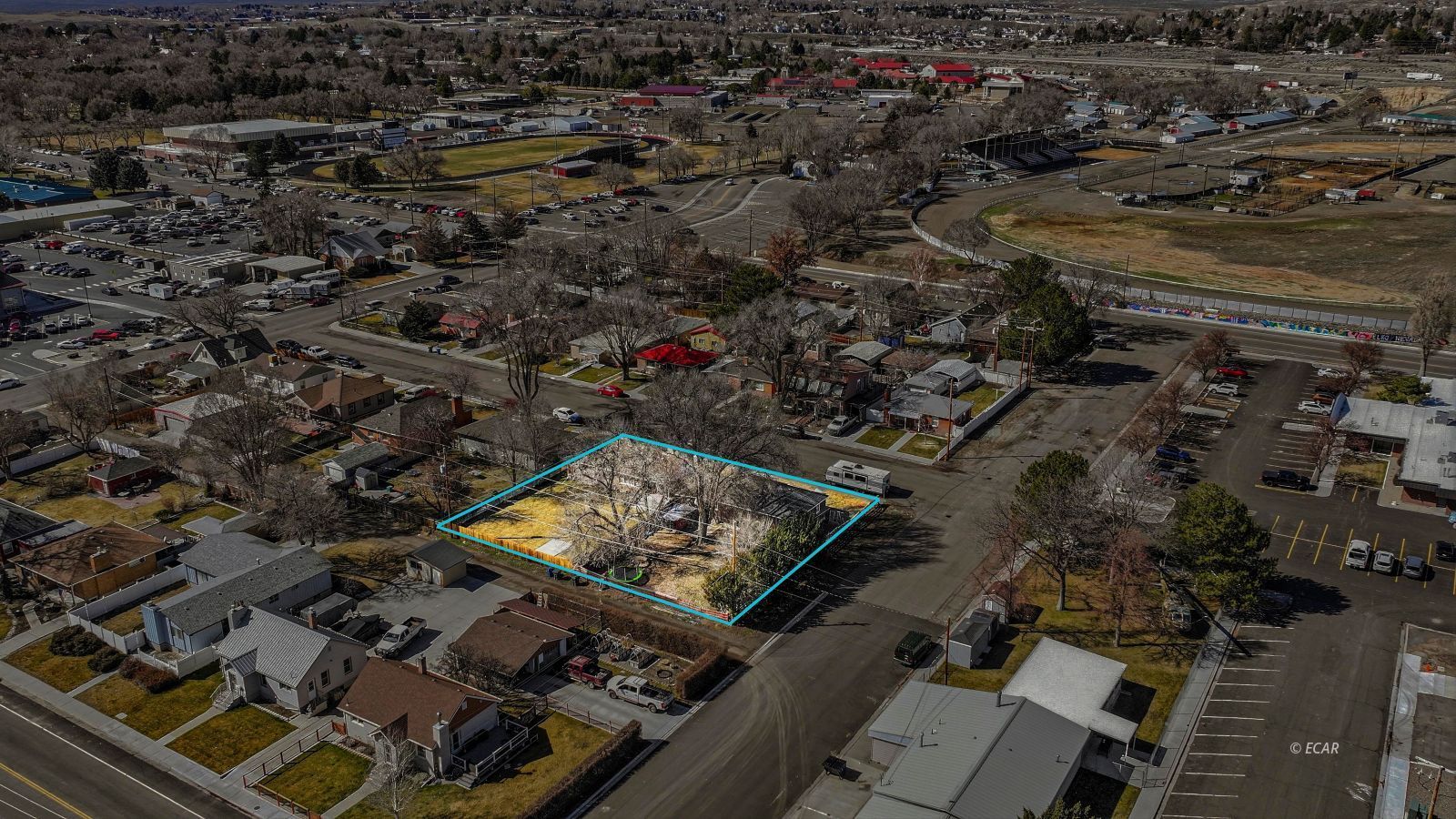 1380 Oak Street Property Photo 25