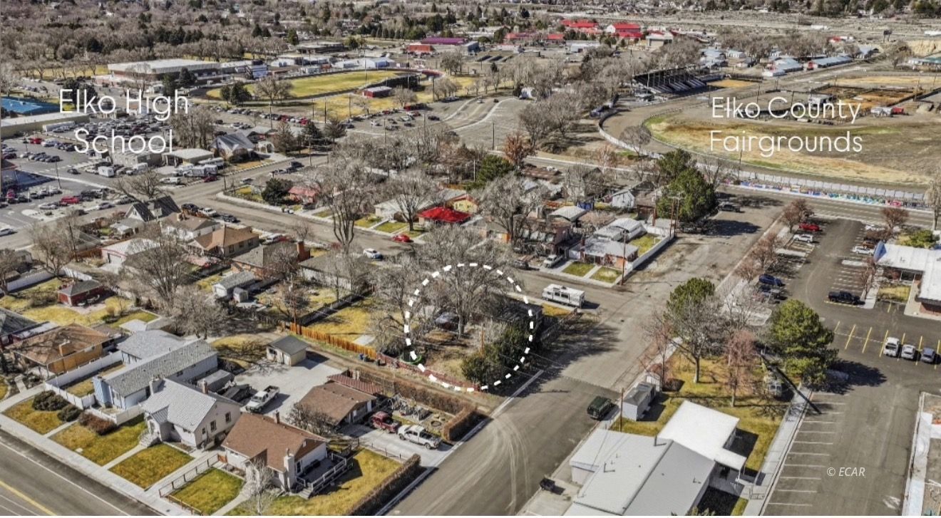 1380 Oak Street Property Photo 26