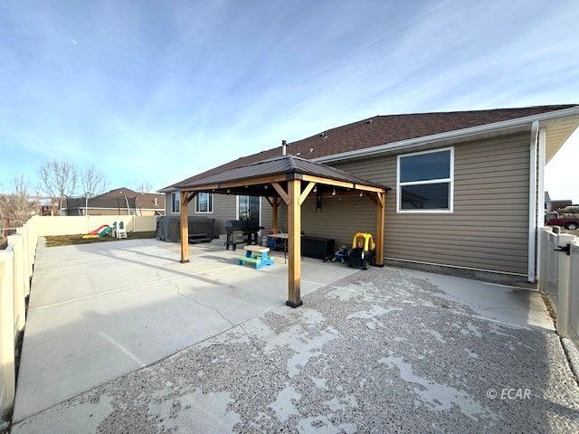 117 Glenvista Drive Property Photo 5