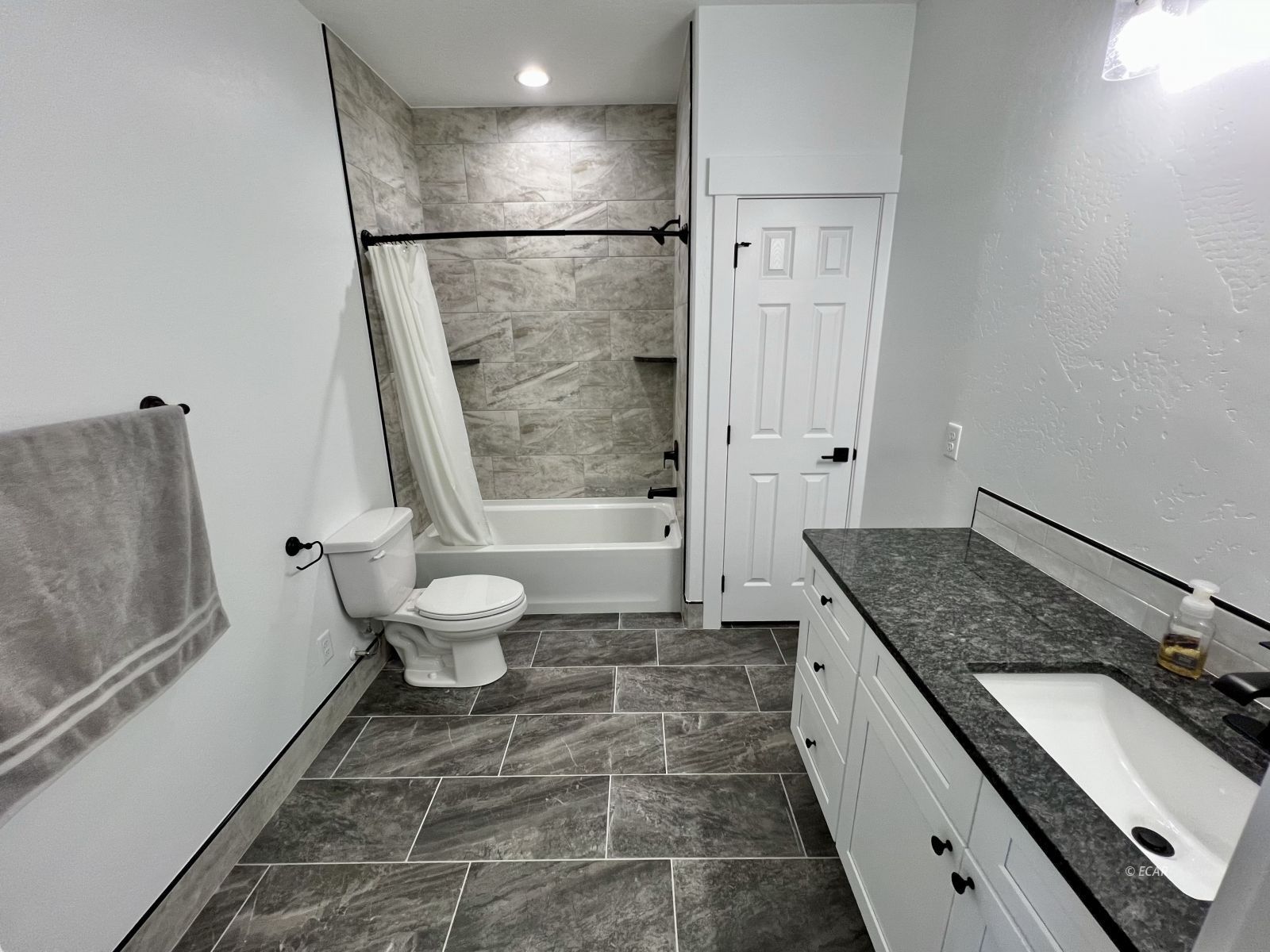 4610 York Boulevard 47 Property Photo 38