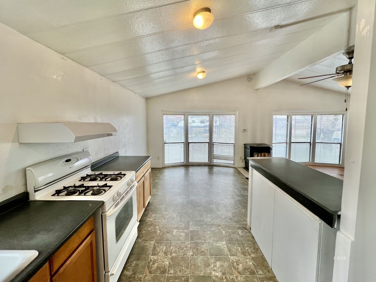 3433 Crow Avenue Property Photo 8