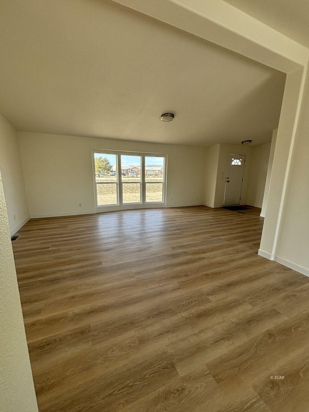 130 Lorenzo Drive Property Photo 5