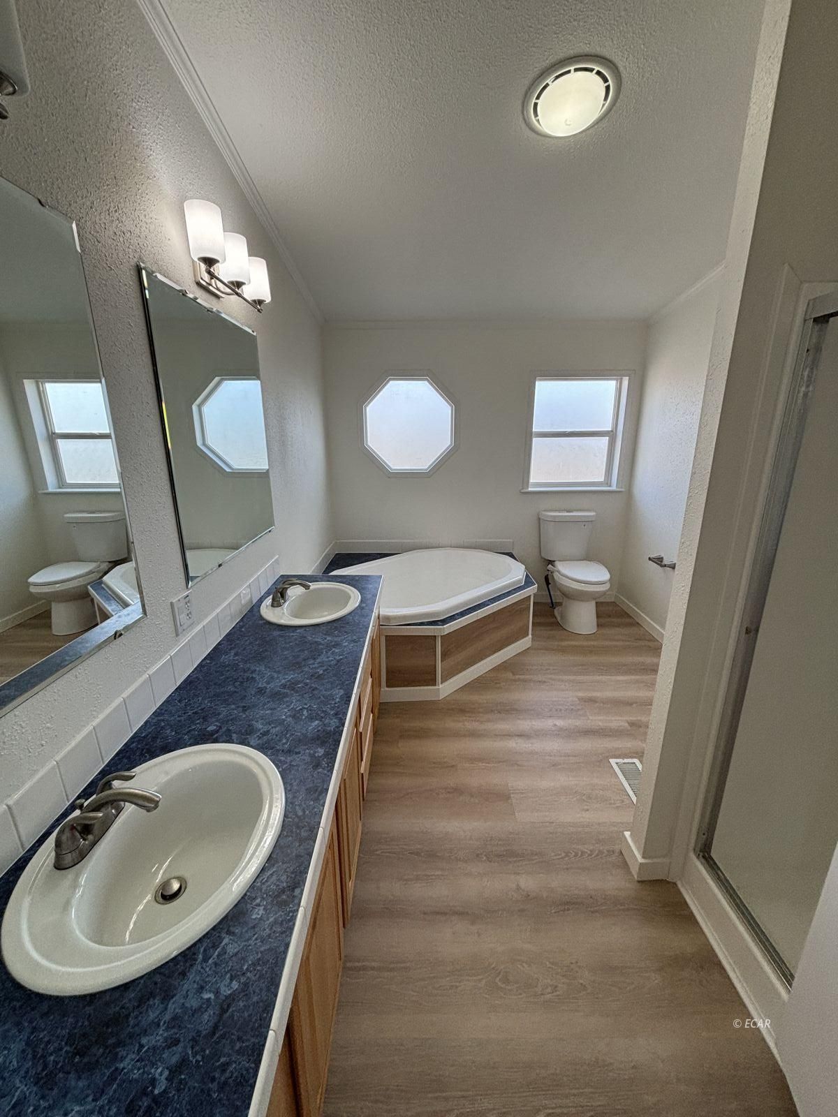 130 Lorenzo Drive Property Photo 9