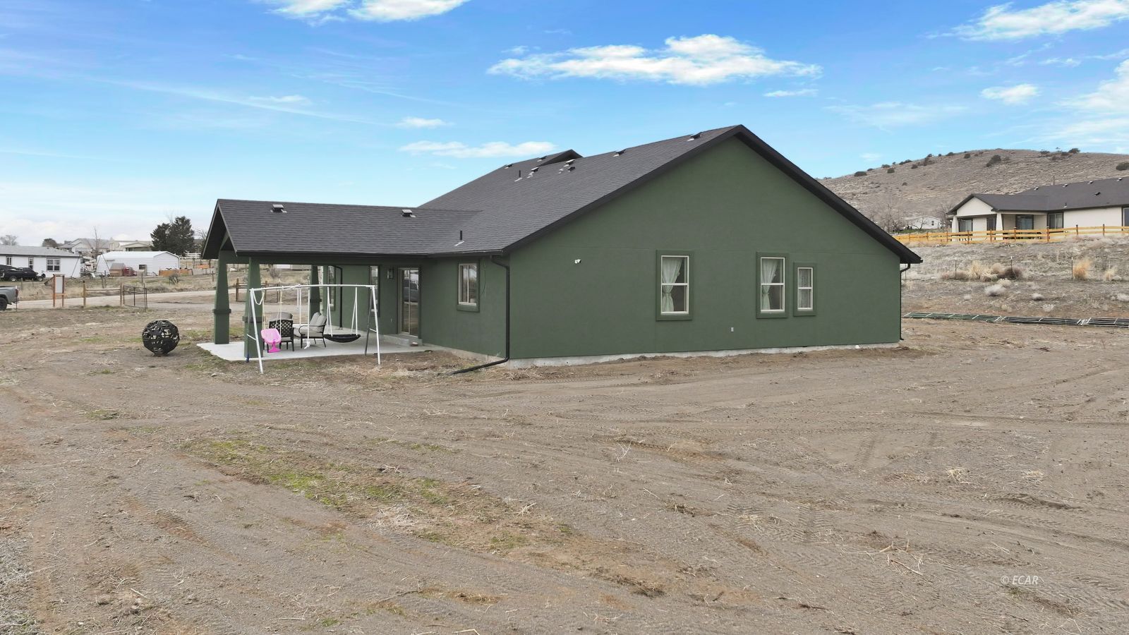 873 Lovelock Street Property Photo 25