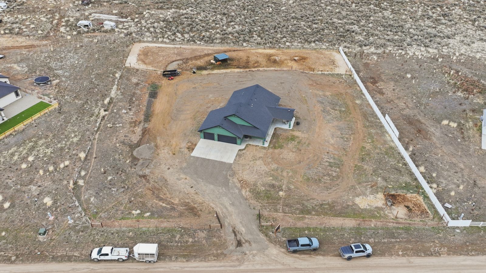 873 Lovelock Street Property Photo 31