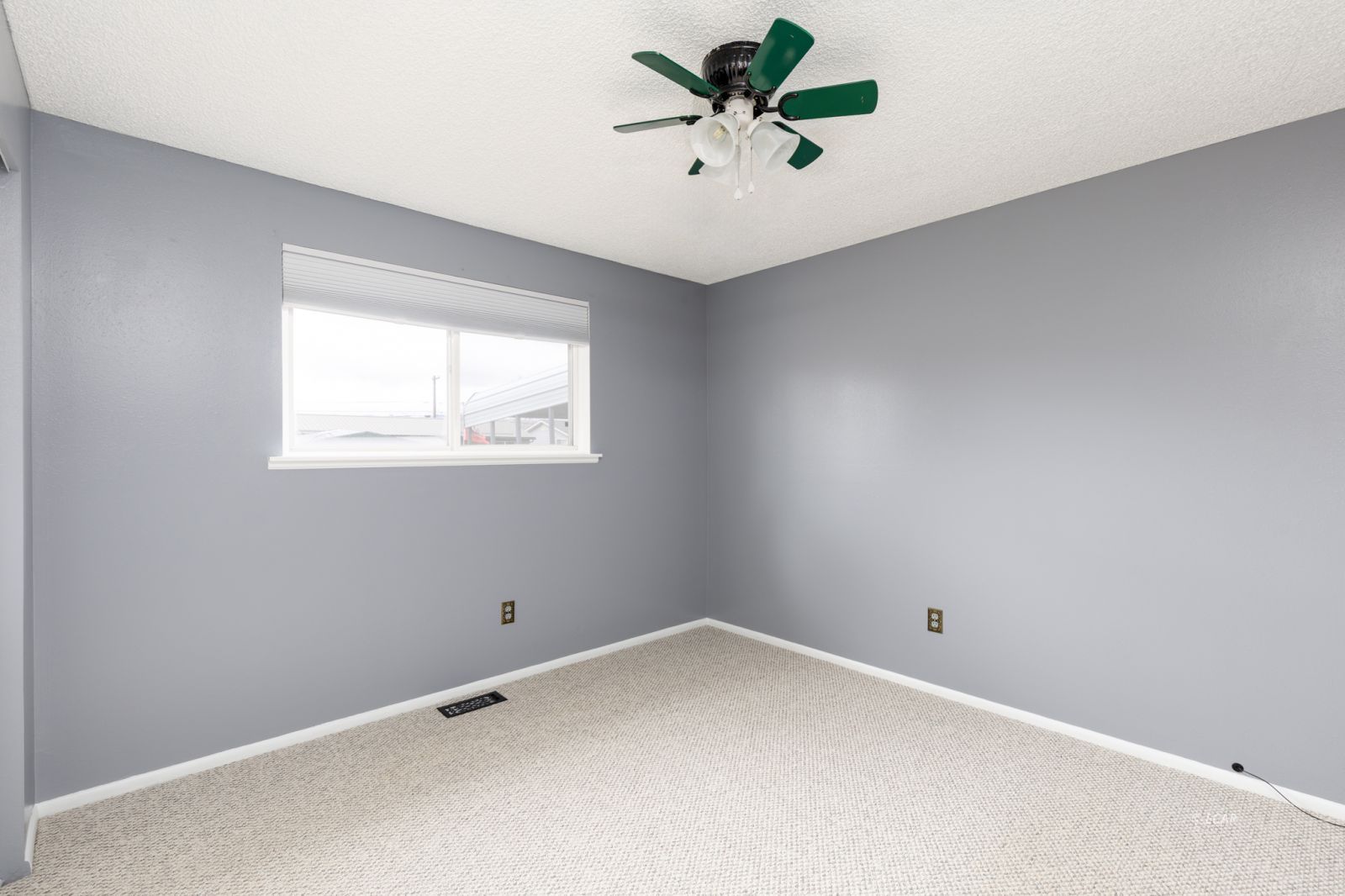 1138 Southside Drive Property Photo 13