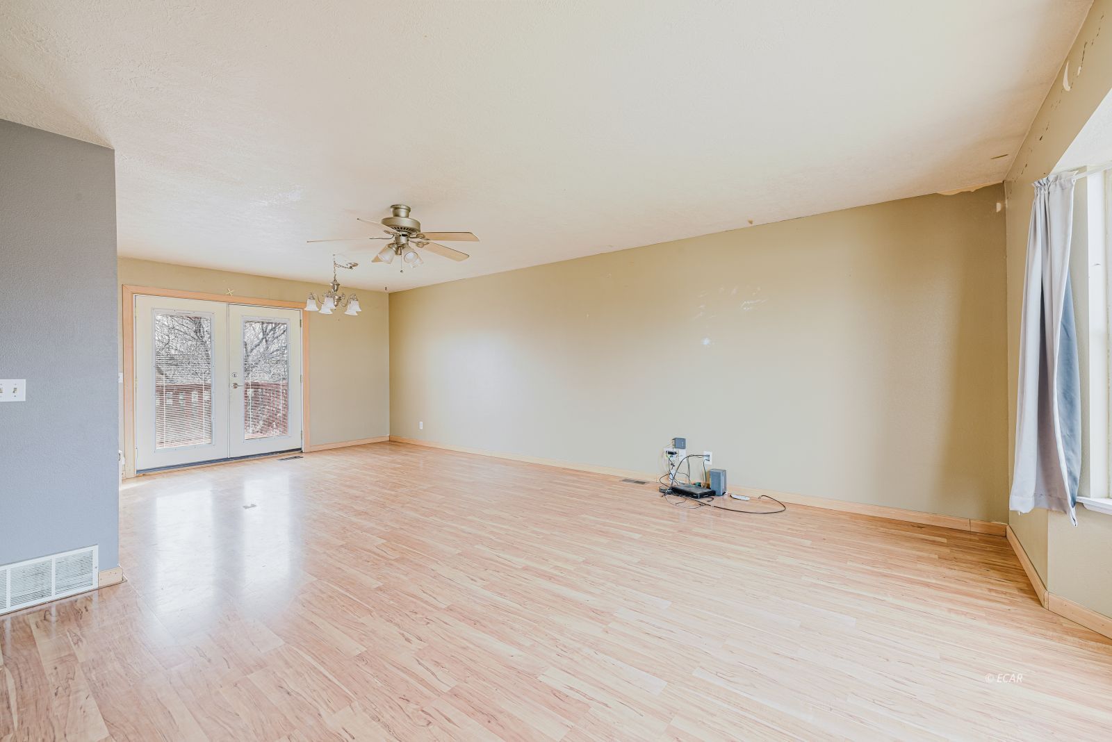 365 Barite Street Property Photo 7