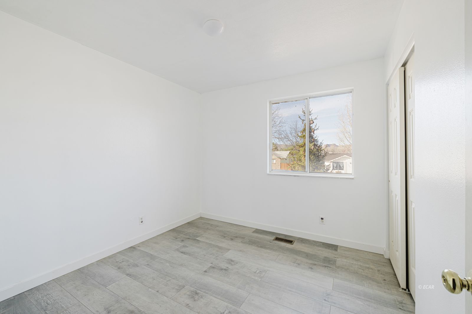 365 Barite Street Property Photo 27