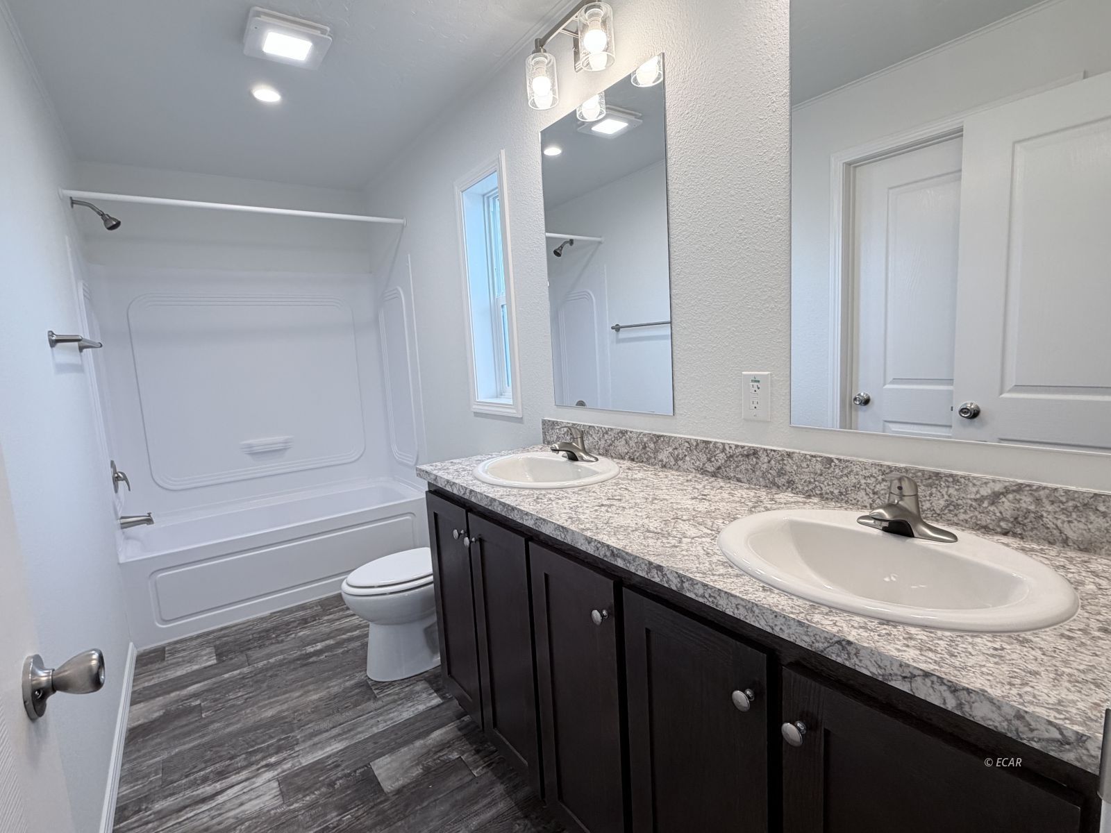7455 Frontier Drive Property Photo 8