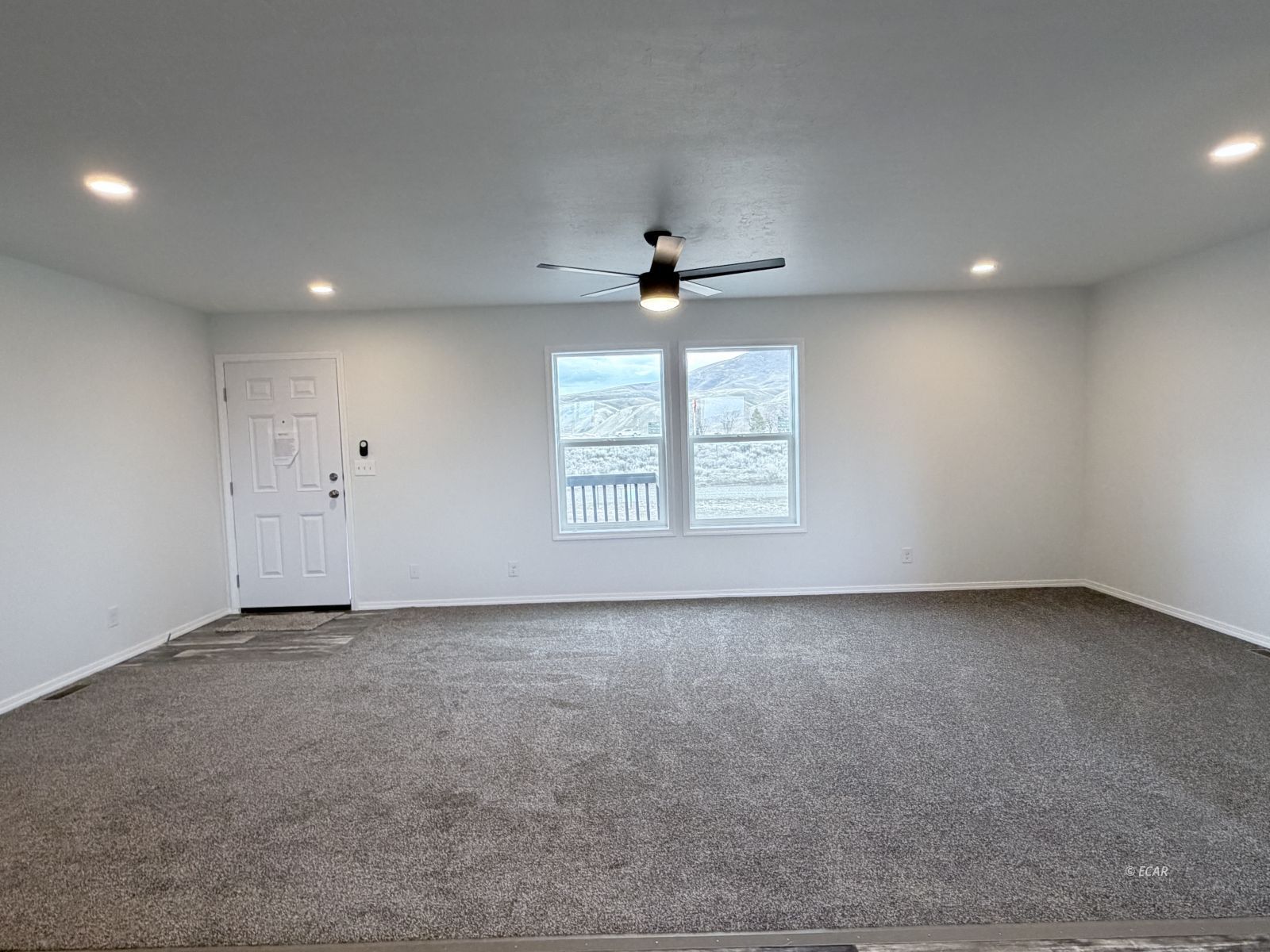 7455 Frontier Drive Property Photo 15