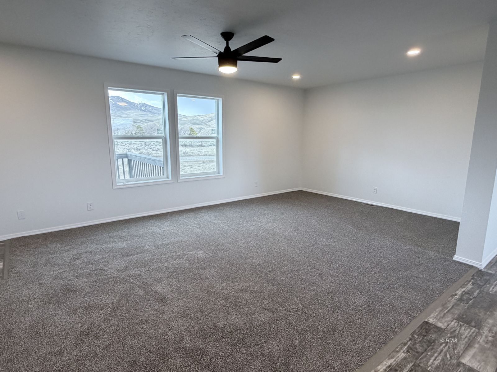 7455 Frontier Drive Property Photo 16
