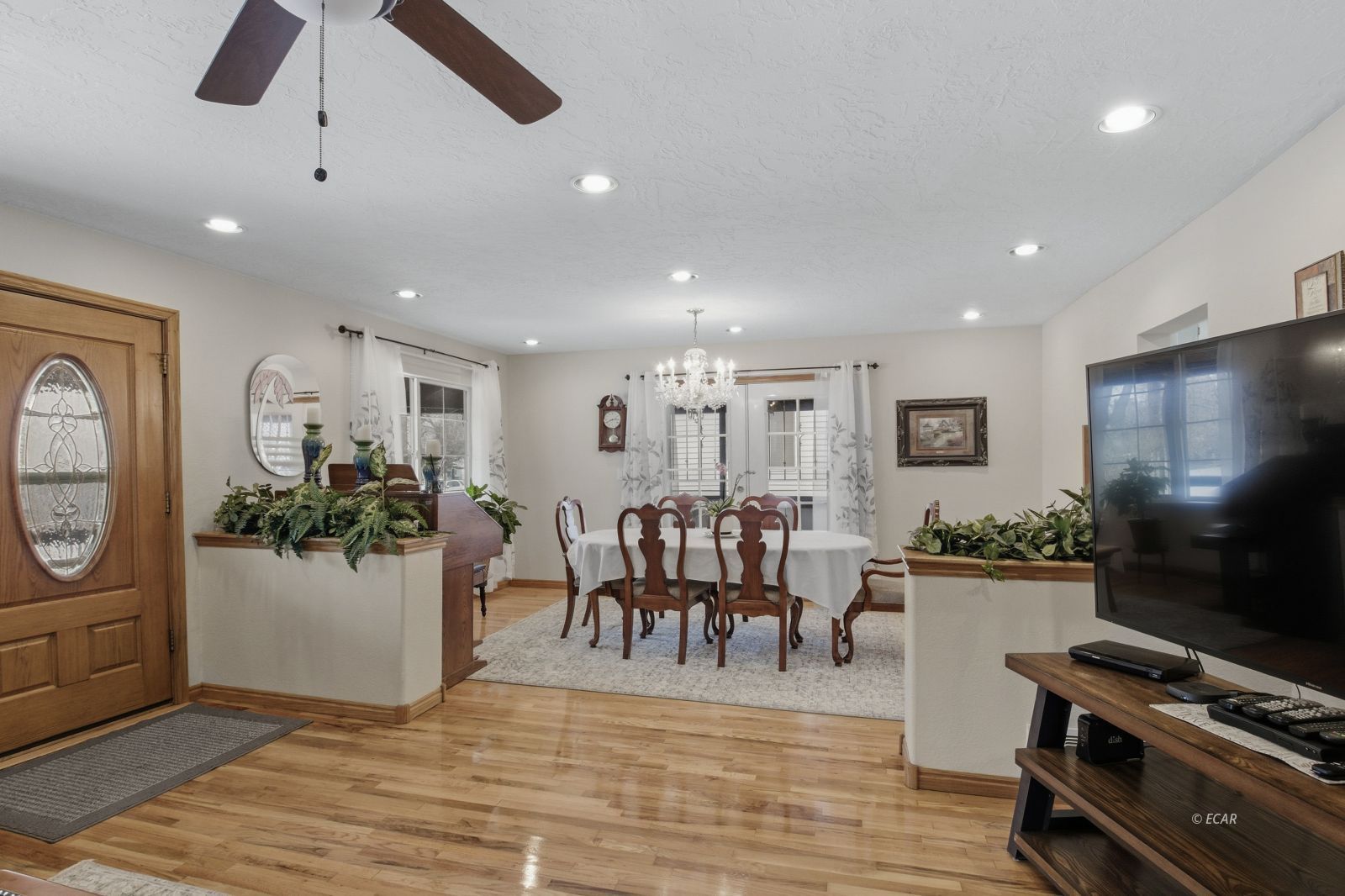 461 South 9th Street Property Photo 6