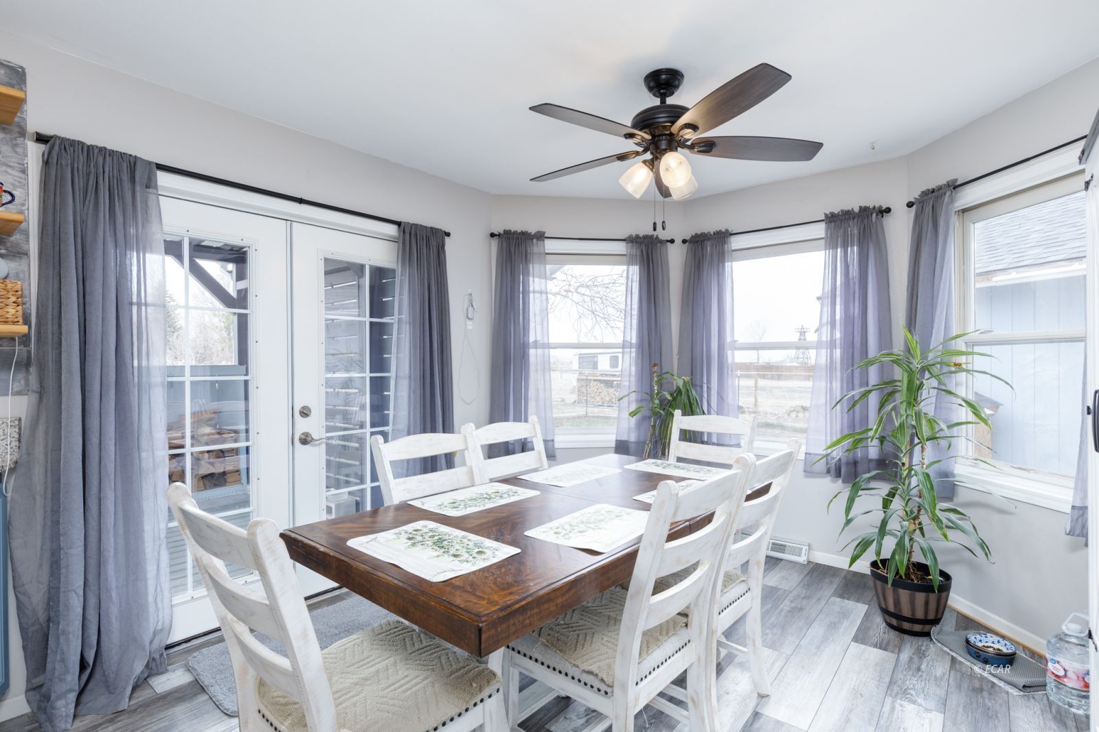 878 Palace Parkway Property Photo 7