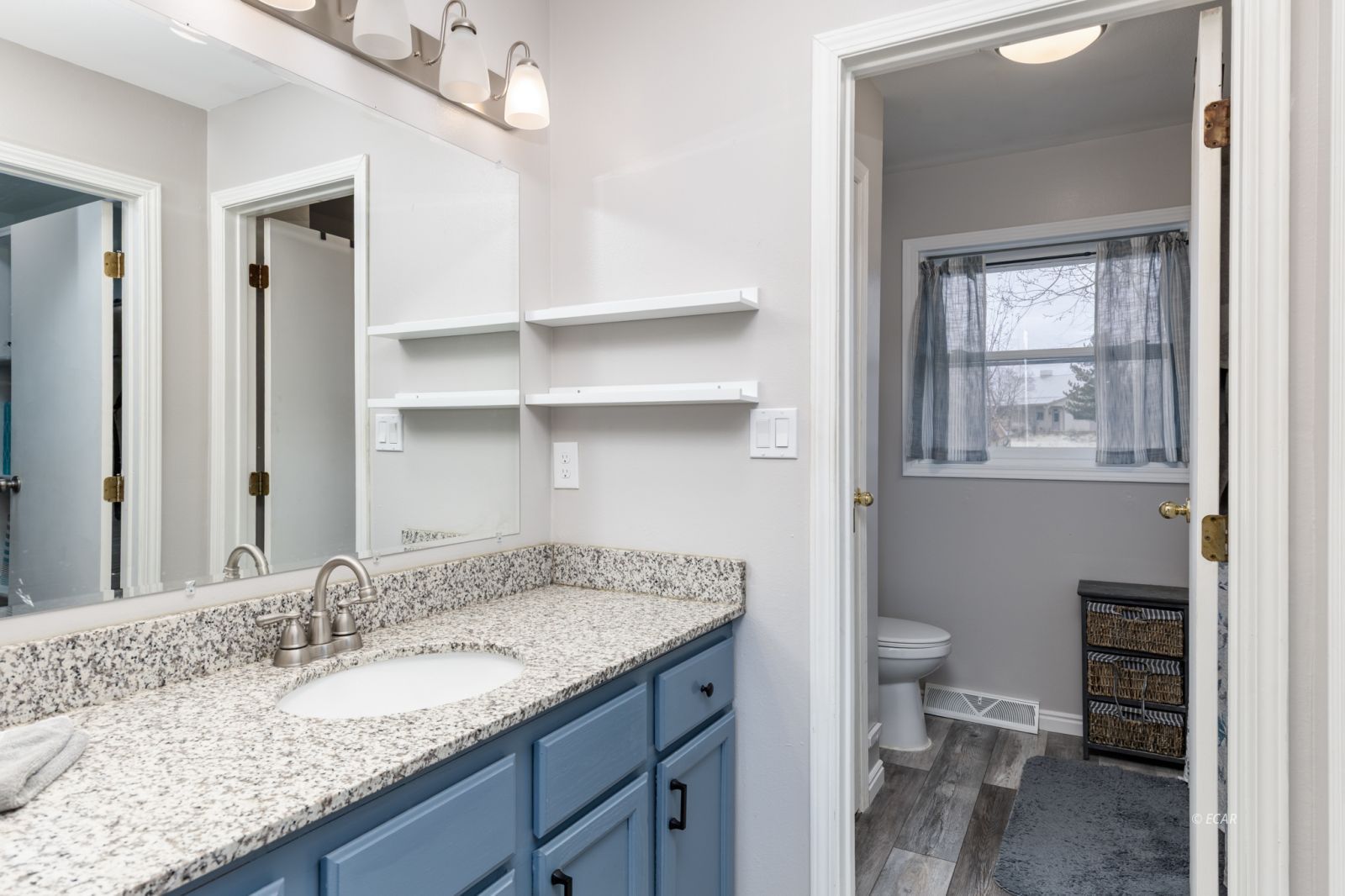 878 Palace Parkway Property Photo 13