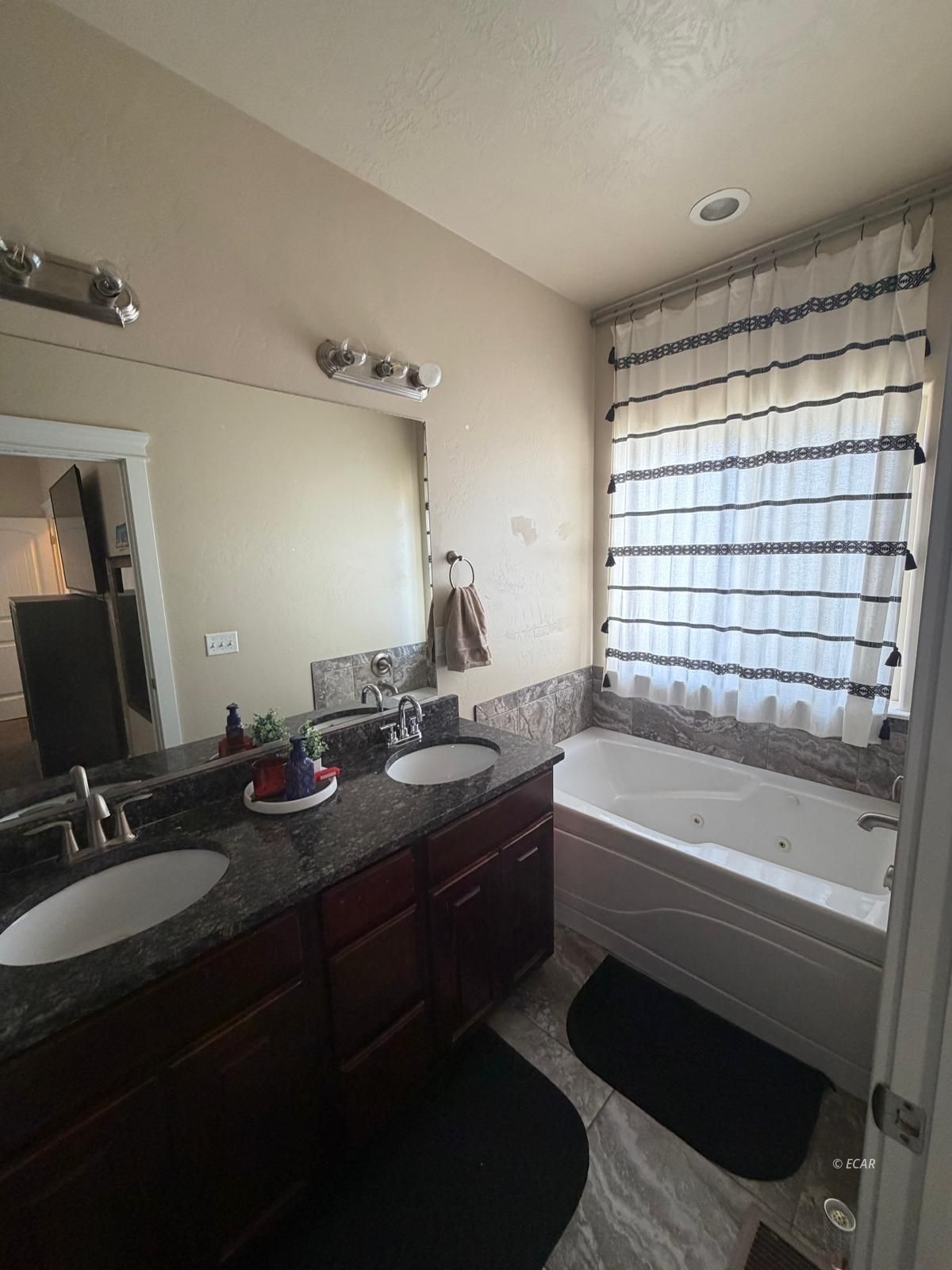 3803 Boulder Creek Property Photo 8
