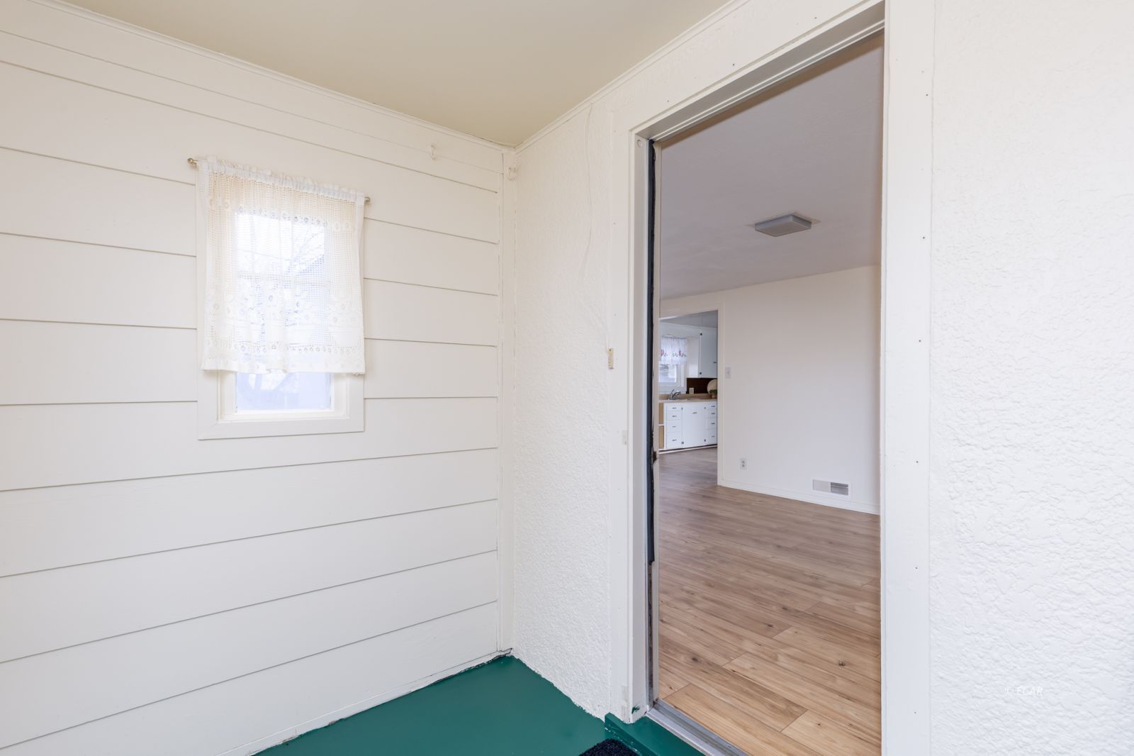 390 Ash Street Property Photo 5