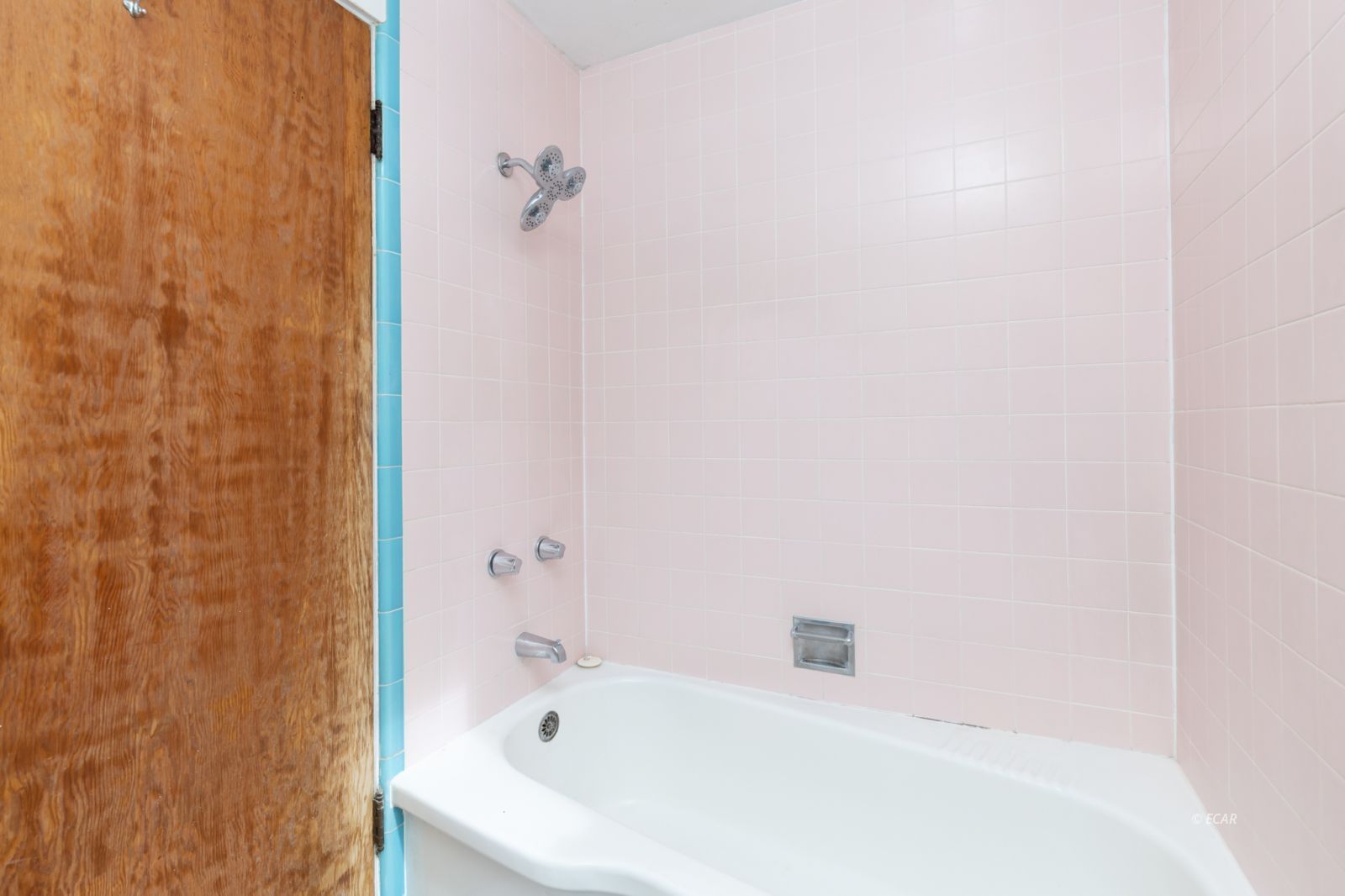 390 Ash Street Property Photo 18