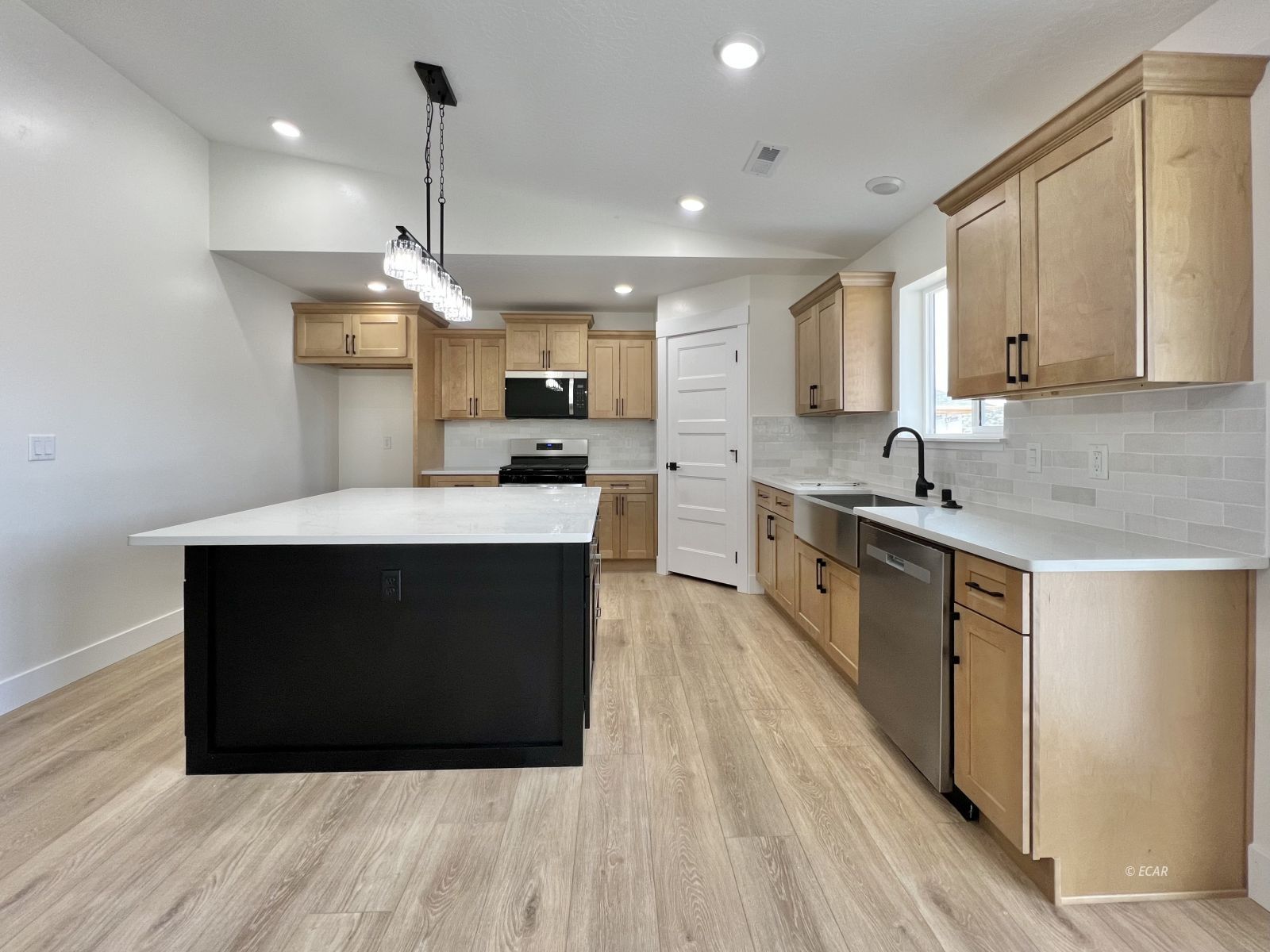 4620 Bergeron Avenue 53 Property Photo 6