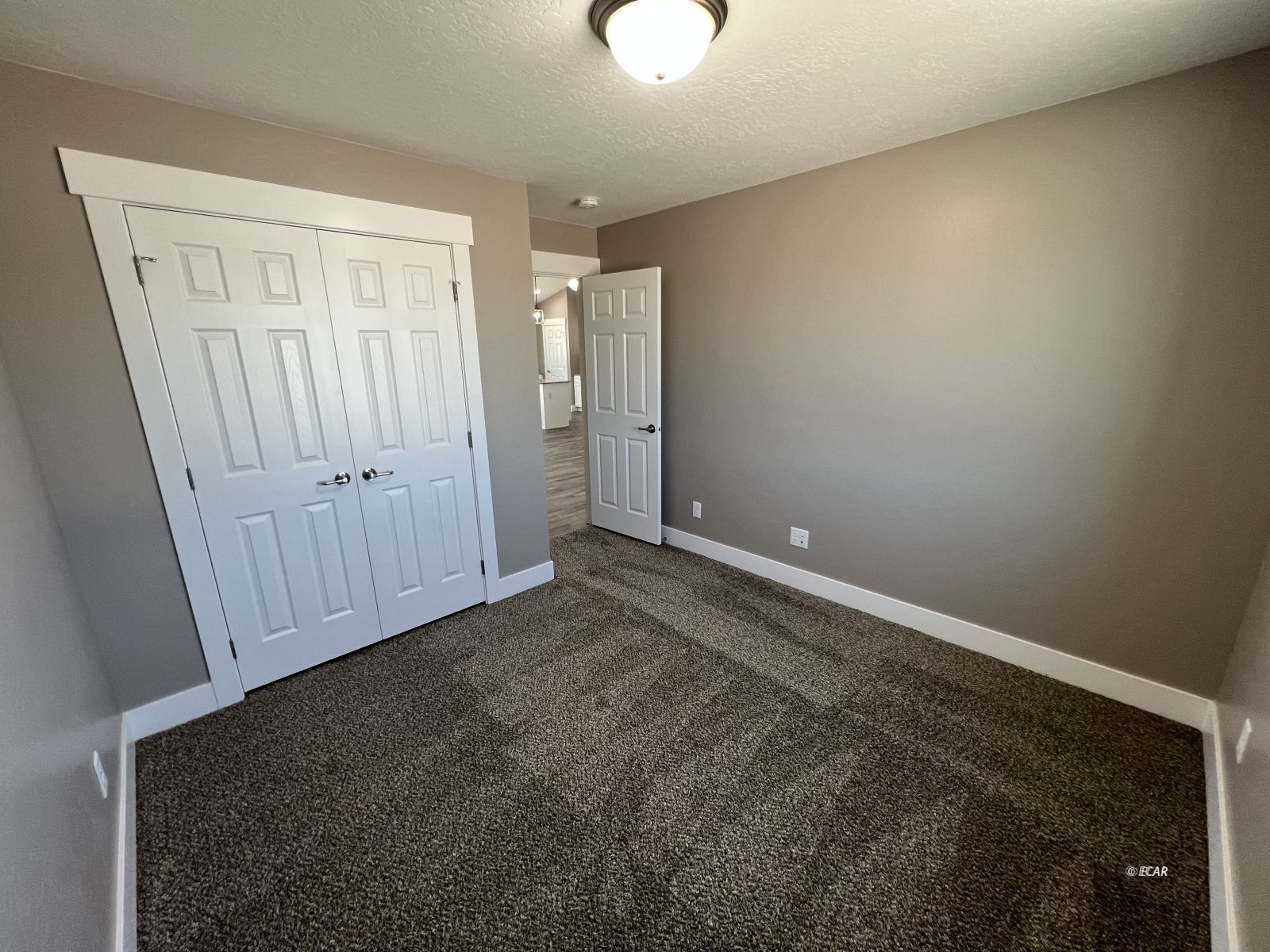 1715 Opal Drive Property Photo 9