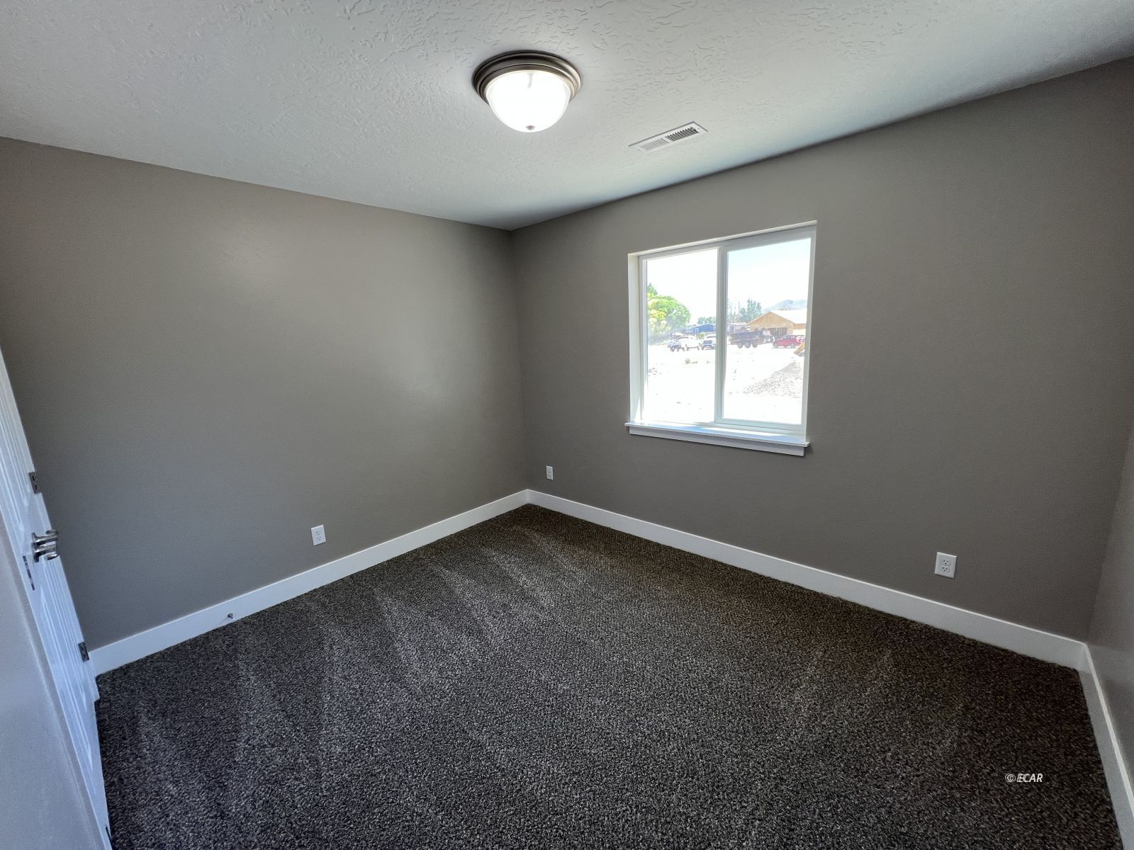 1715 Opal Drive Property Photo 12