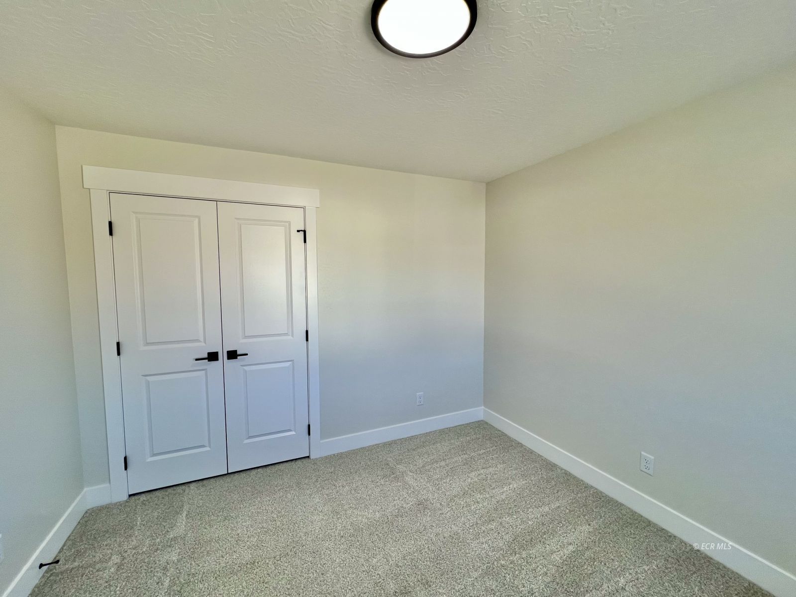 1707 Opal Drive Property Photo 9