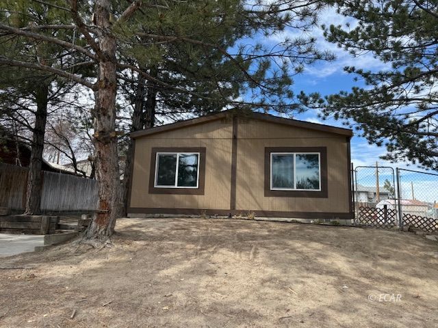 412 Peters Street Property Photo 2