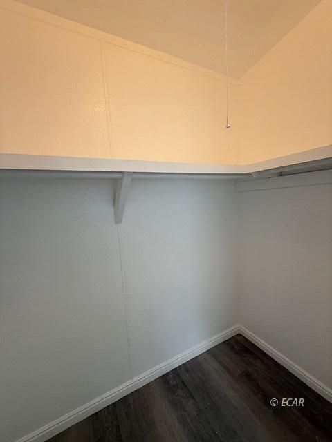 412 Peters Street Property Photo 12