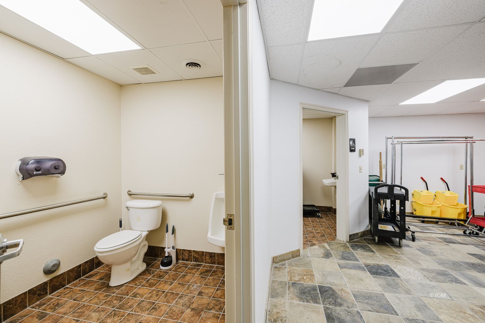 1120 Hacienda Ranch Road Property Photo 36