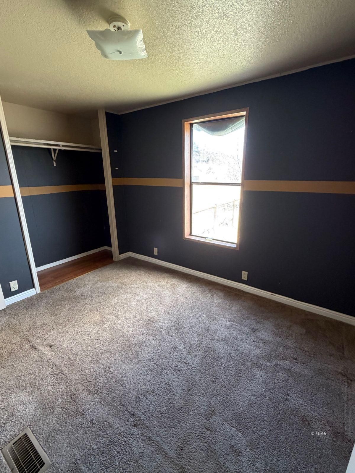 720 Spring Valley Parkway Property Photo 2