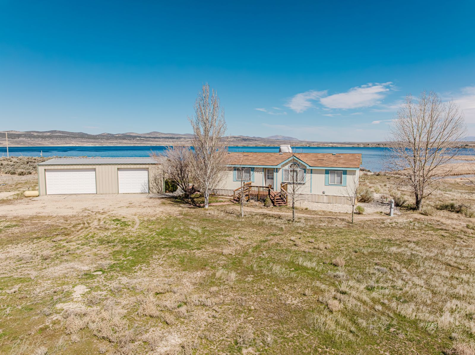2844 Hummingbird Street Property Photo 1