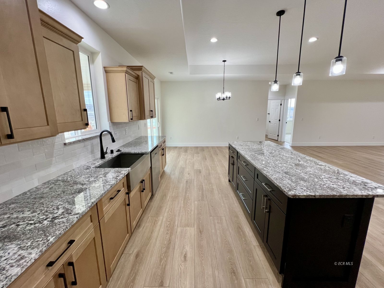 4451 York Boulevard Property Photo 12