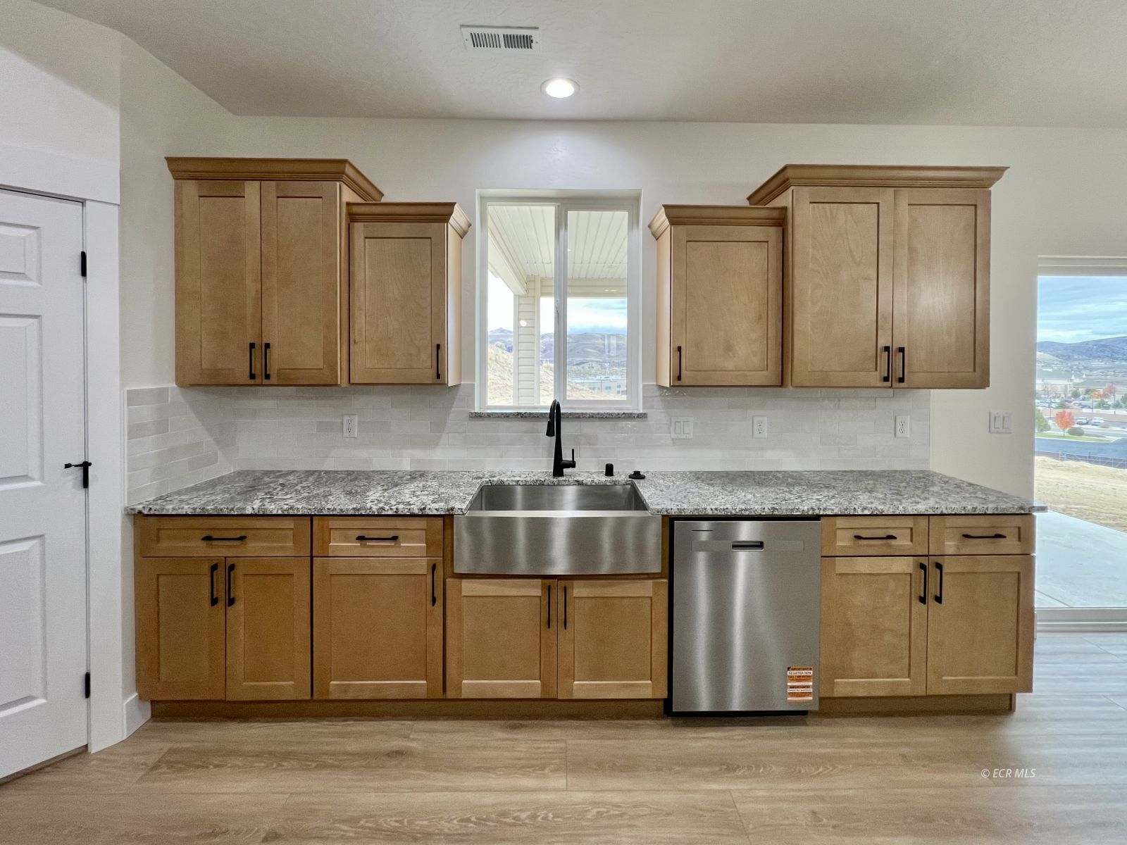 4451 York Boulevard Property Photo 14