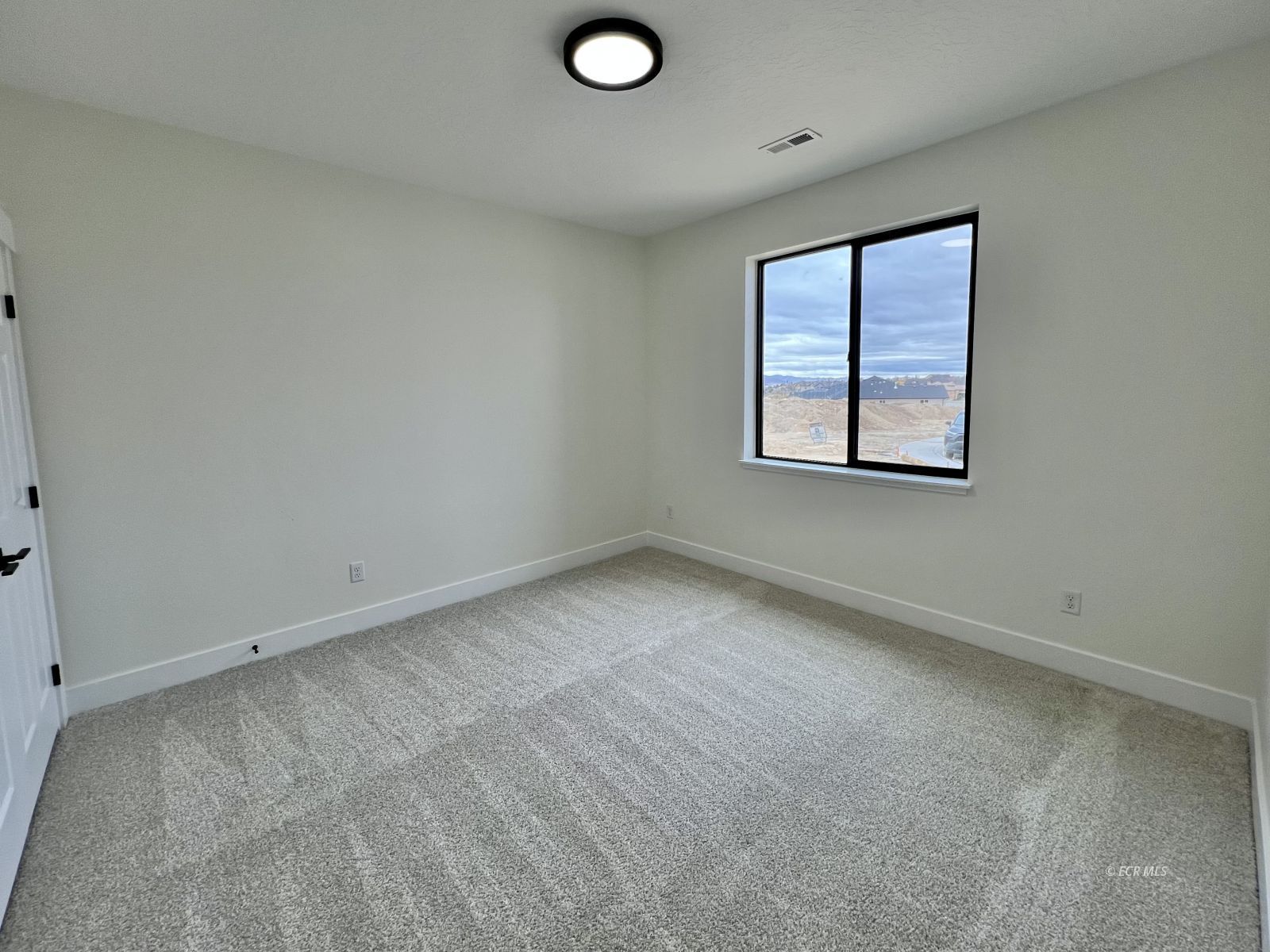 4451 York Boulevard Property Photo 17