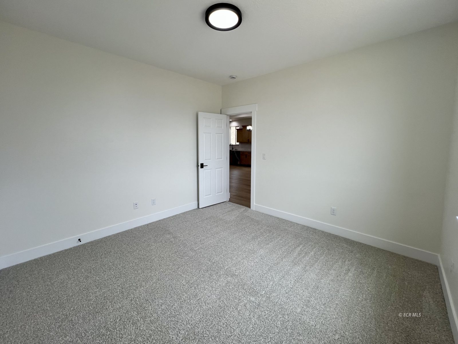 4451 York Boulevard Property Photo 18
