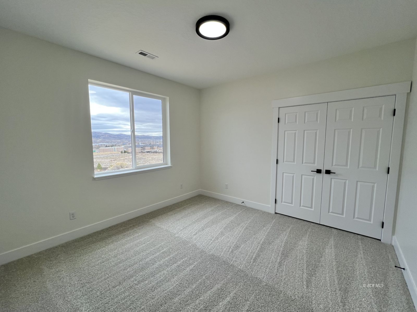 4451 York Boulevard Property Photo 19