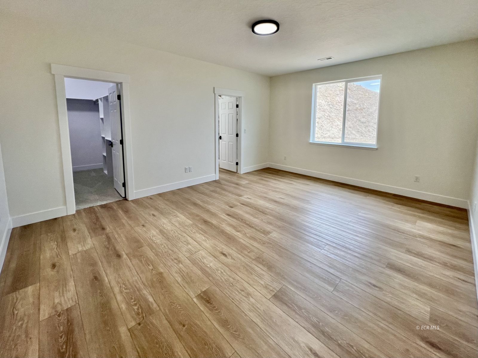 4451 York Boulevard Property Photo 29