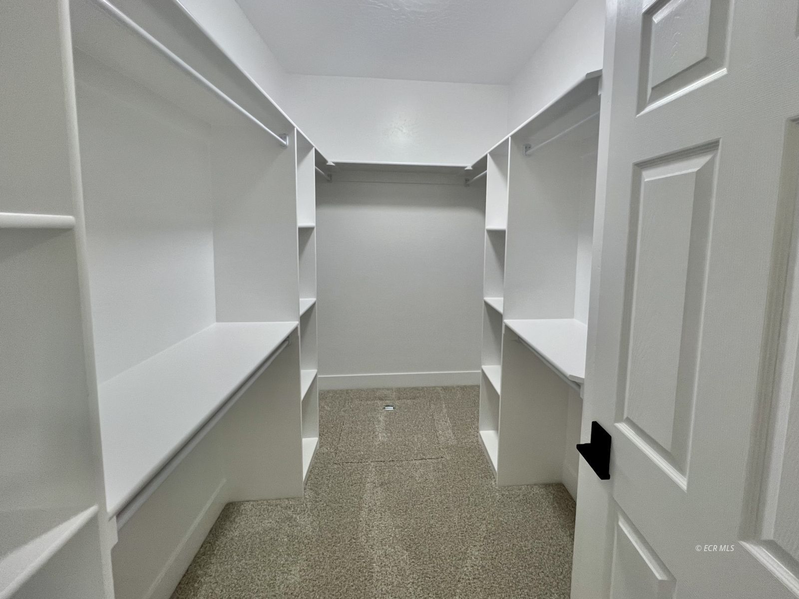 4451 York Boulevard Property Photo 30