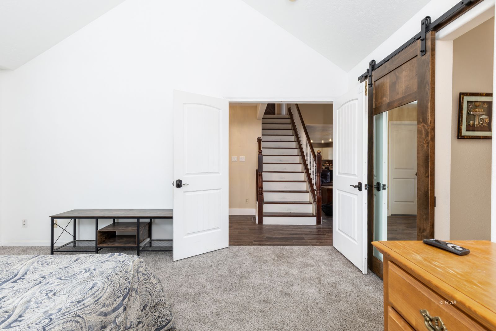 2086 Russell Drive Property Photo 11
